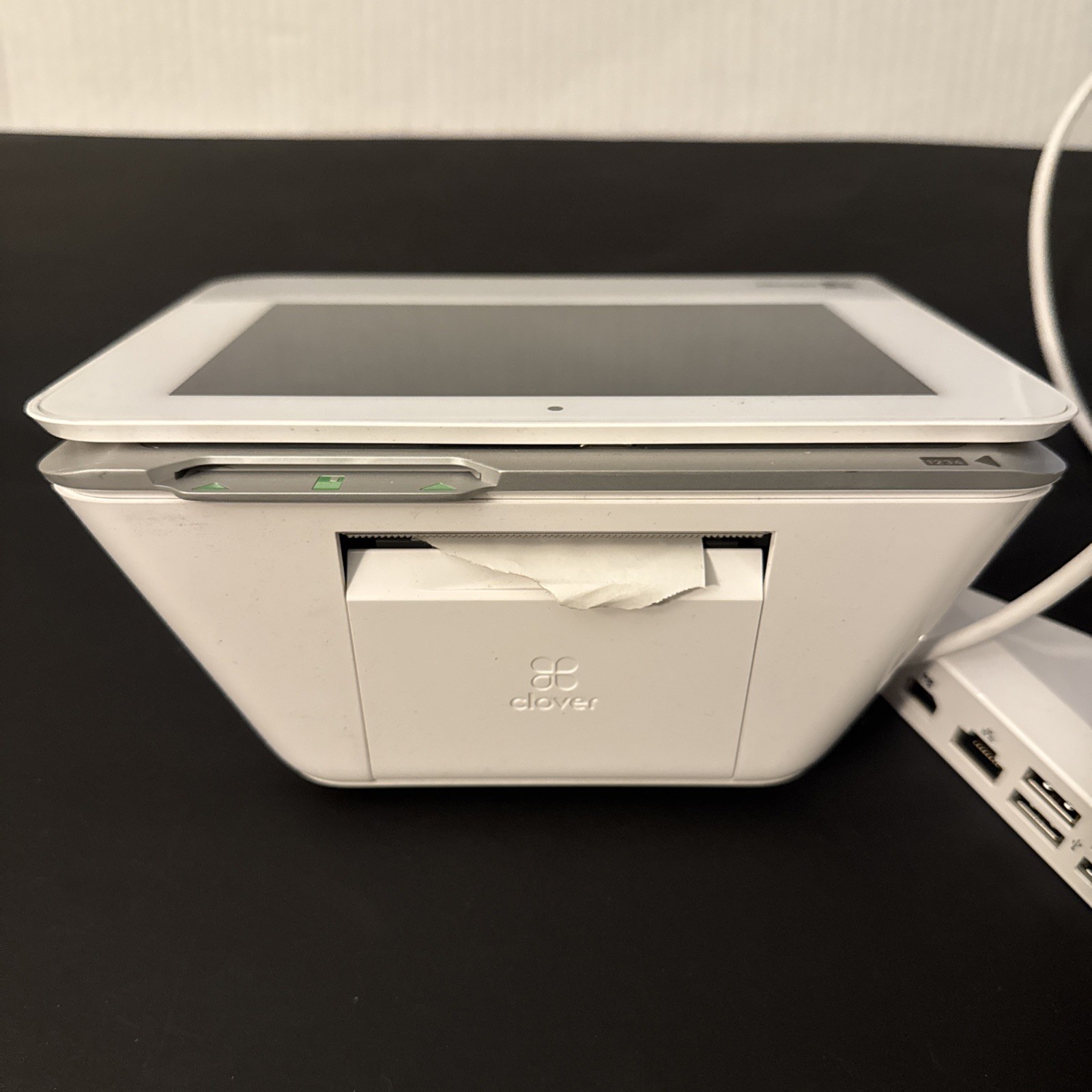 Clover Mini C302U 2nd Gen POS System + Hub & Power Supply–Locked- Working