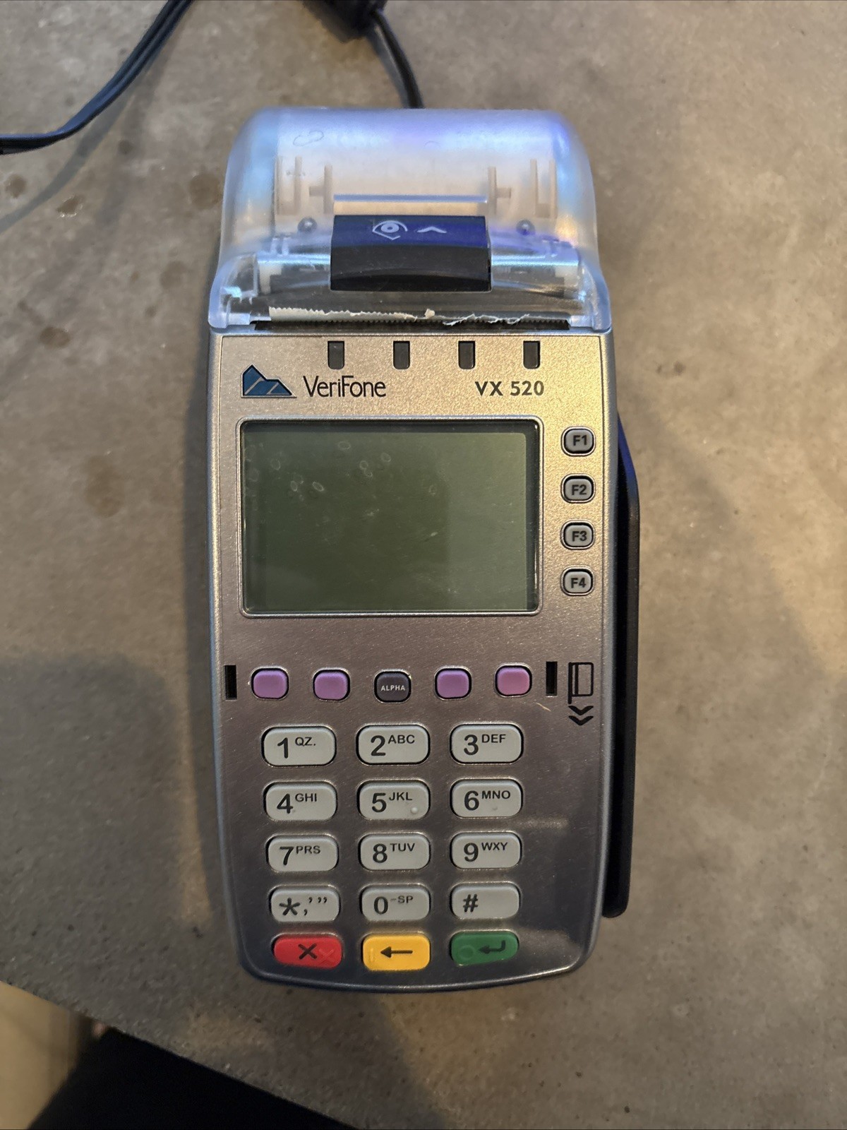 Verifone VX520 POS Credit Card Reader Machine #M252-753-03-NAA-3 w/ Power Supply