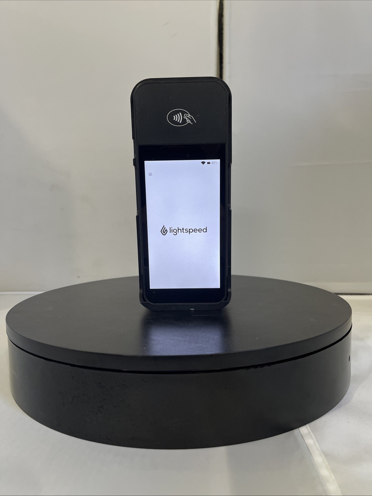 SumUp Solo Smart Card Reader Payment Terminal Touchscreen W/Charging Stand