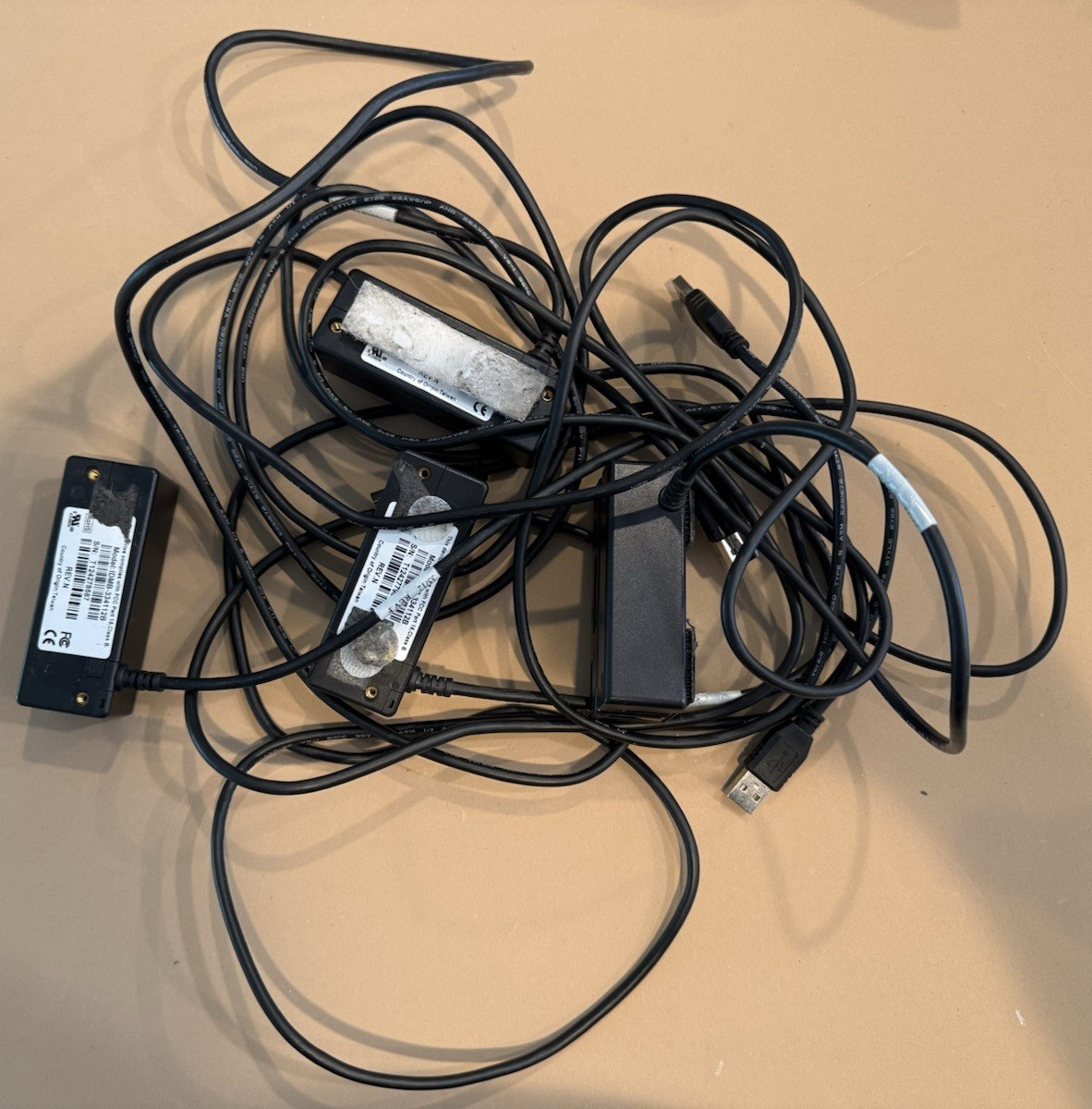 Lot of 4 ~ ID Tech IDMB-334112B USB Wired MagStripe Magnetic Stripe Card Reader