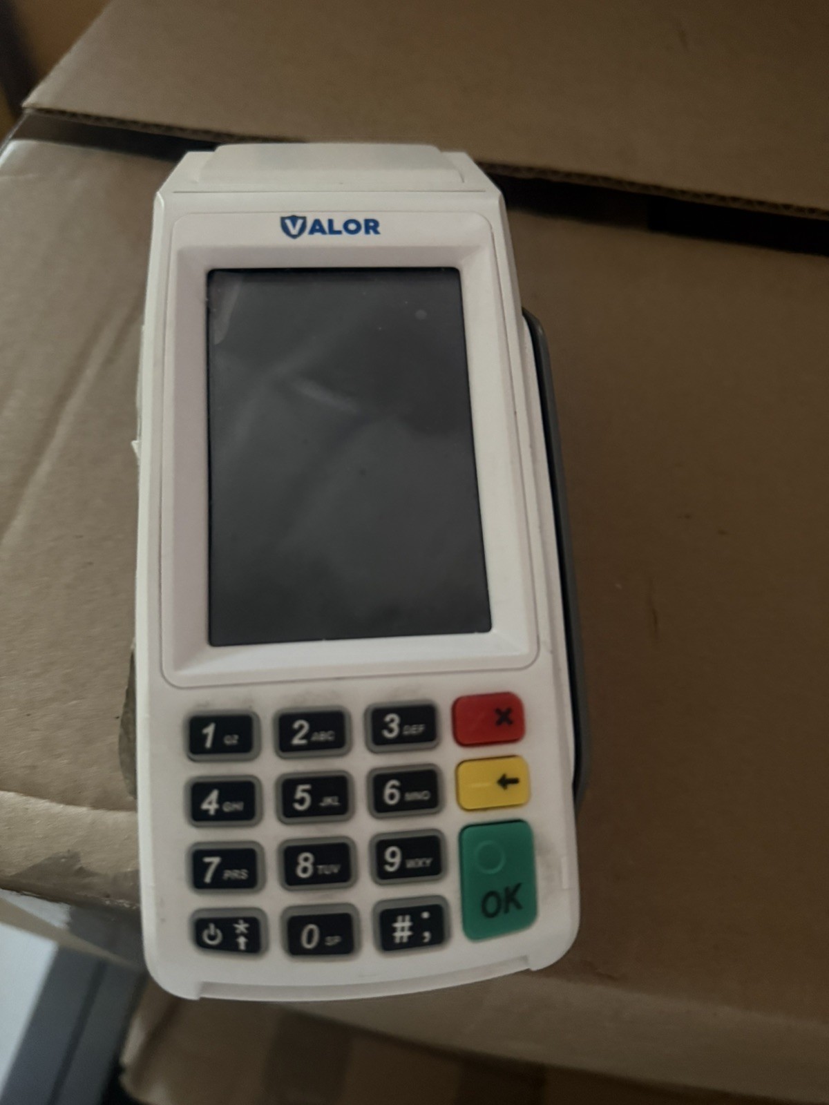 Valor VL100 Countertop Wi-Fi & Ethernet Terminal