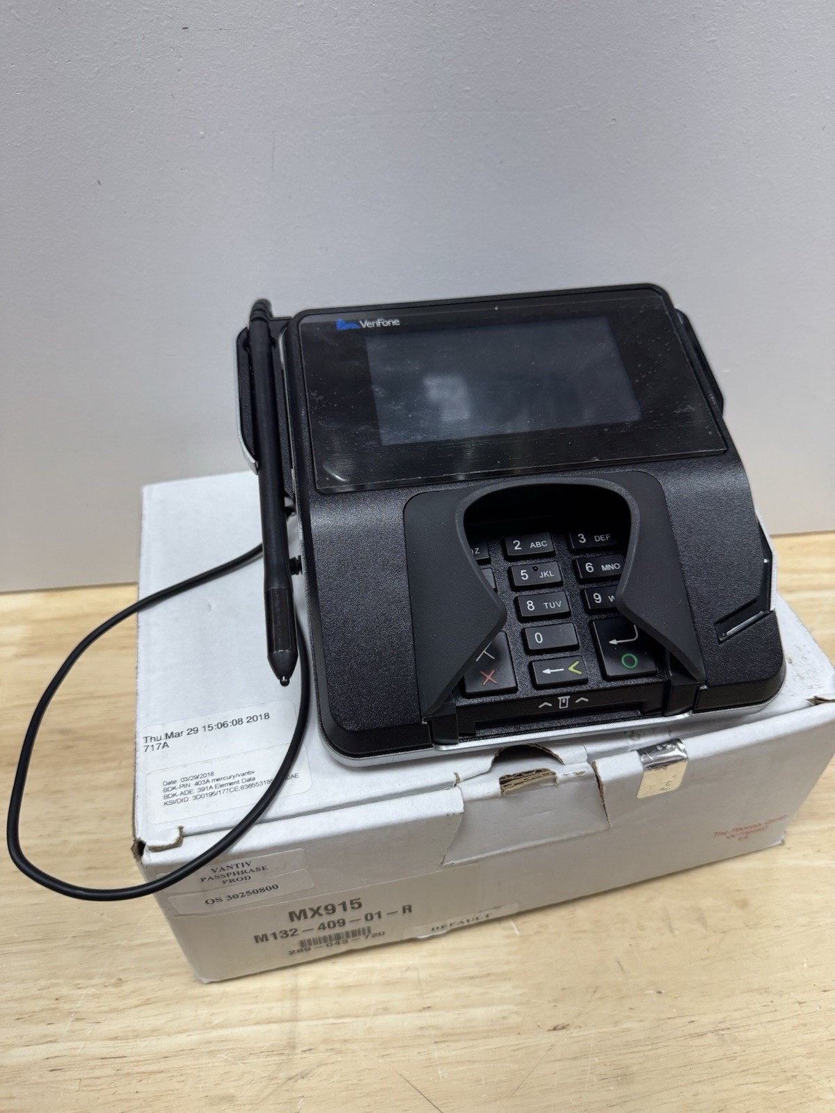 New VeriFone MX 915 Credit Card Pinpad Payment Terminal M132-409-01-R