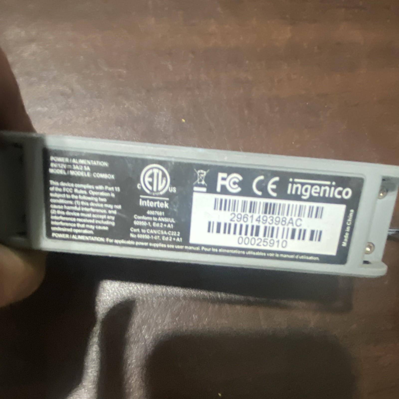 Ingenico iPP320 Wired Card Terminal w/ Base, Power Adapter IPP320-USPHX25A