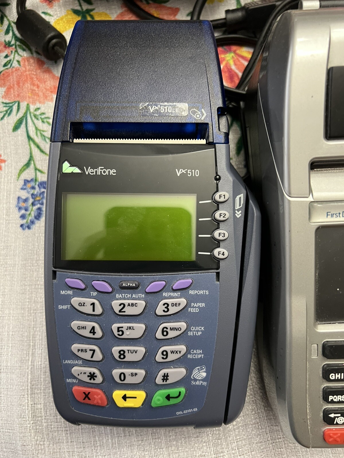 First Data FD130 EMV CTLS Credit Card Terminal No Power Cord And Verifone Vx510