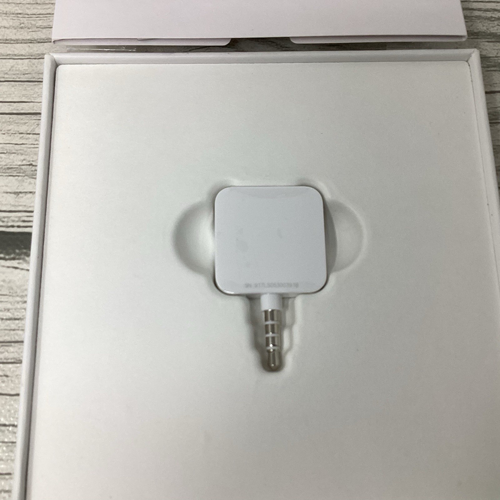 Square Reader For Magstripe With Headset Jack White
