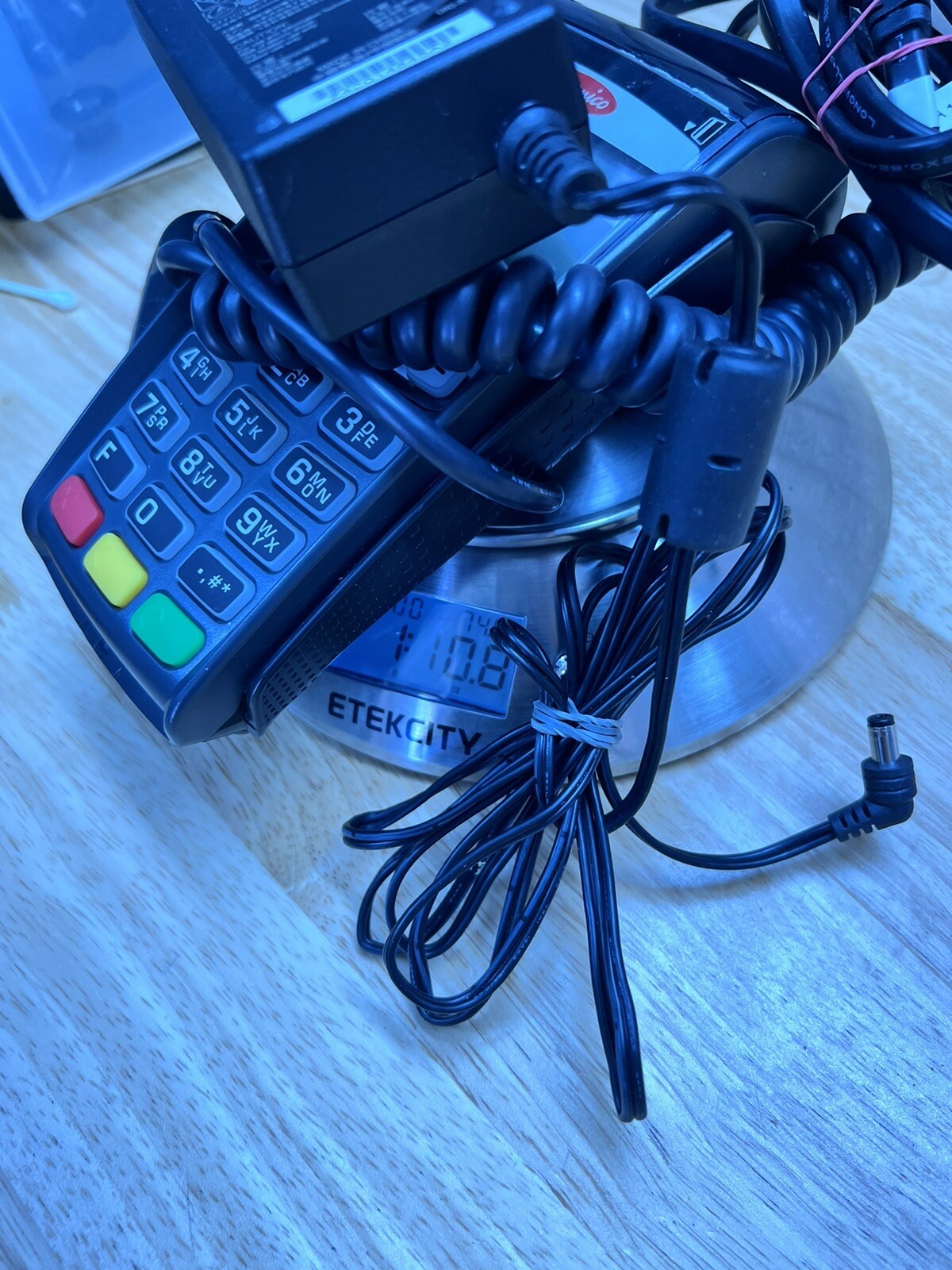 Ingenico iCT220 Credit Card Terminal With Power Supply And Ethernet Port