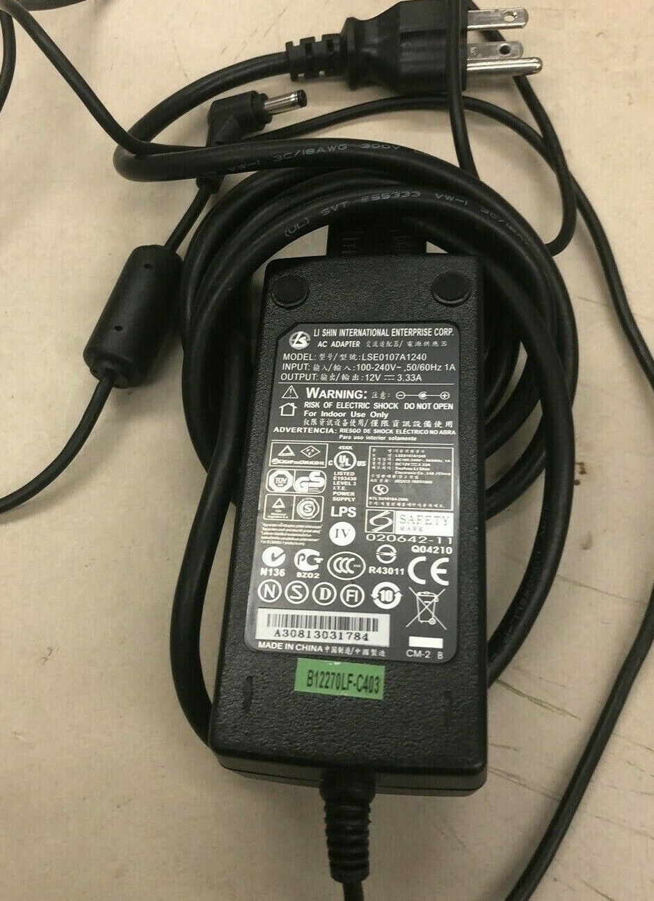 FD400 First Data Payment Wireless Processing Terminal with recharge cord