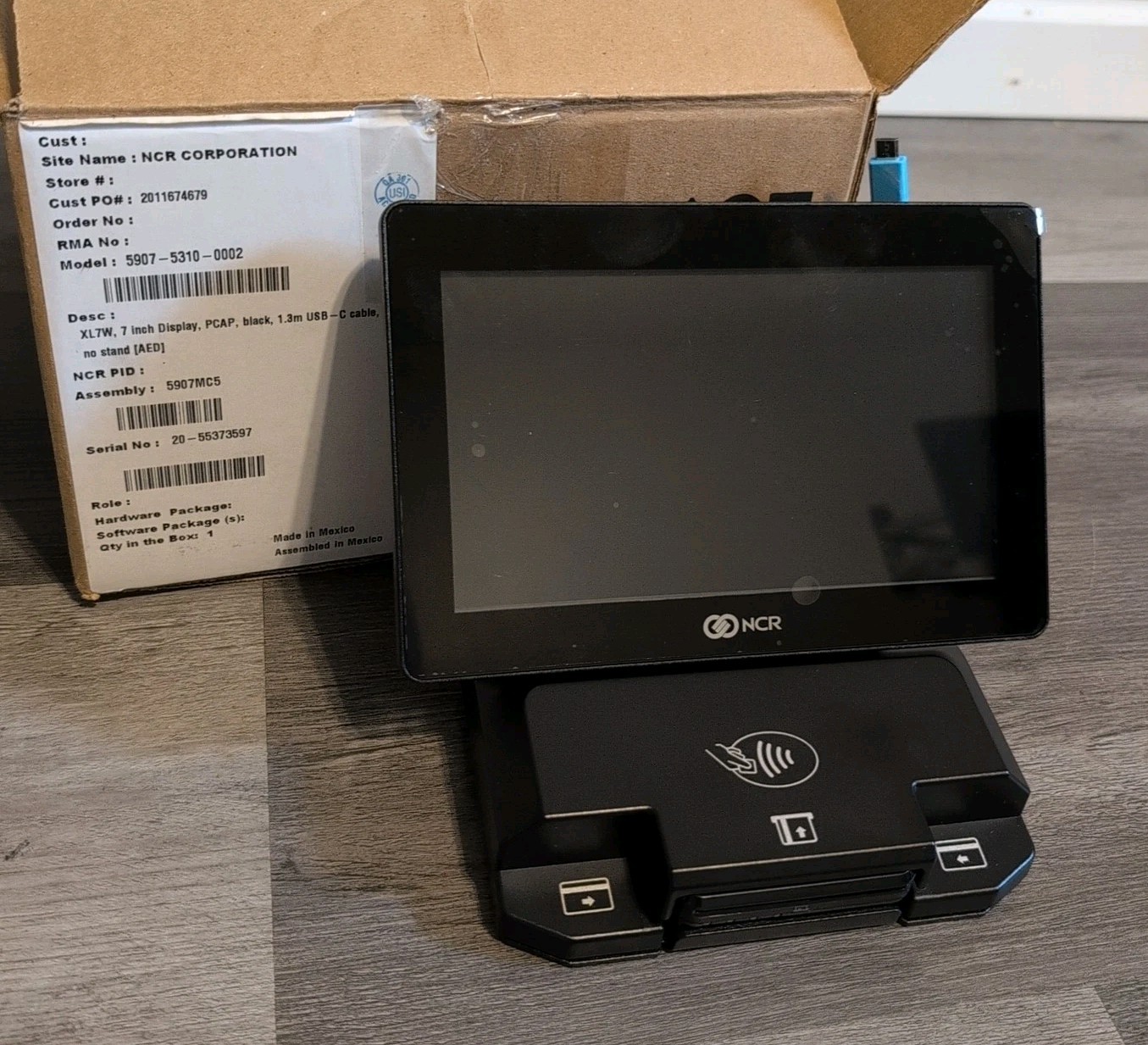 NEW NCR XL7W POS 5907-5310-0002 7″ Display w Ingenico Card Reader PCAP