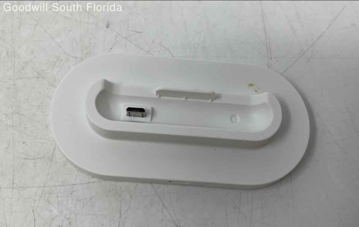 Model S1701 White Shopify Chip & Swipe Credit Card Reader & Writer Not Tested