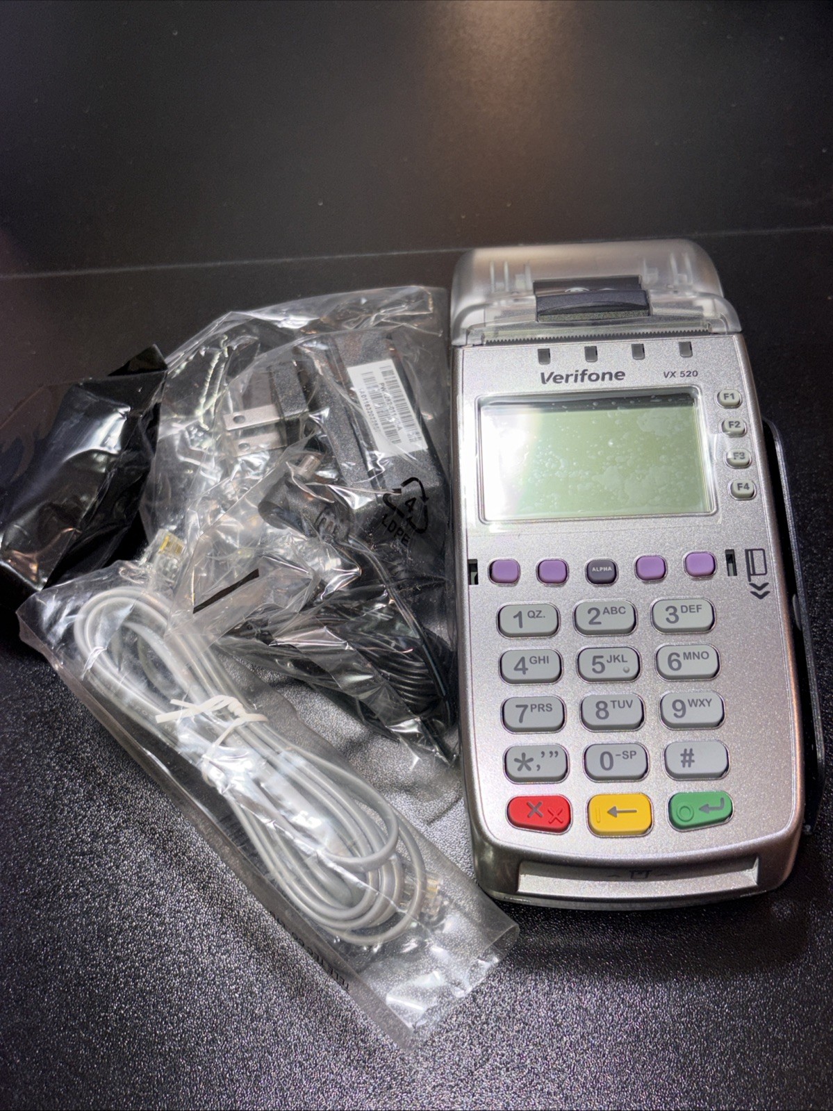 VeriFone VX 520 CTLS M252-653-AD-NAA-3