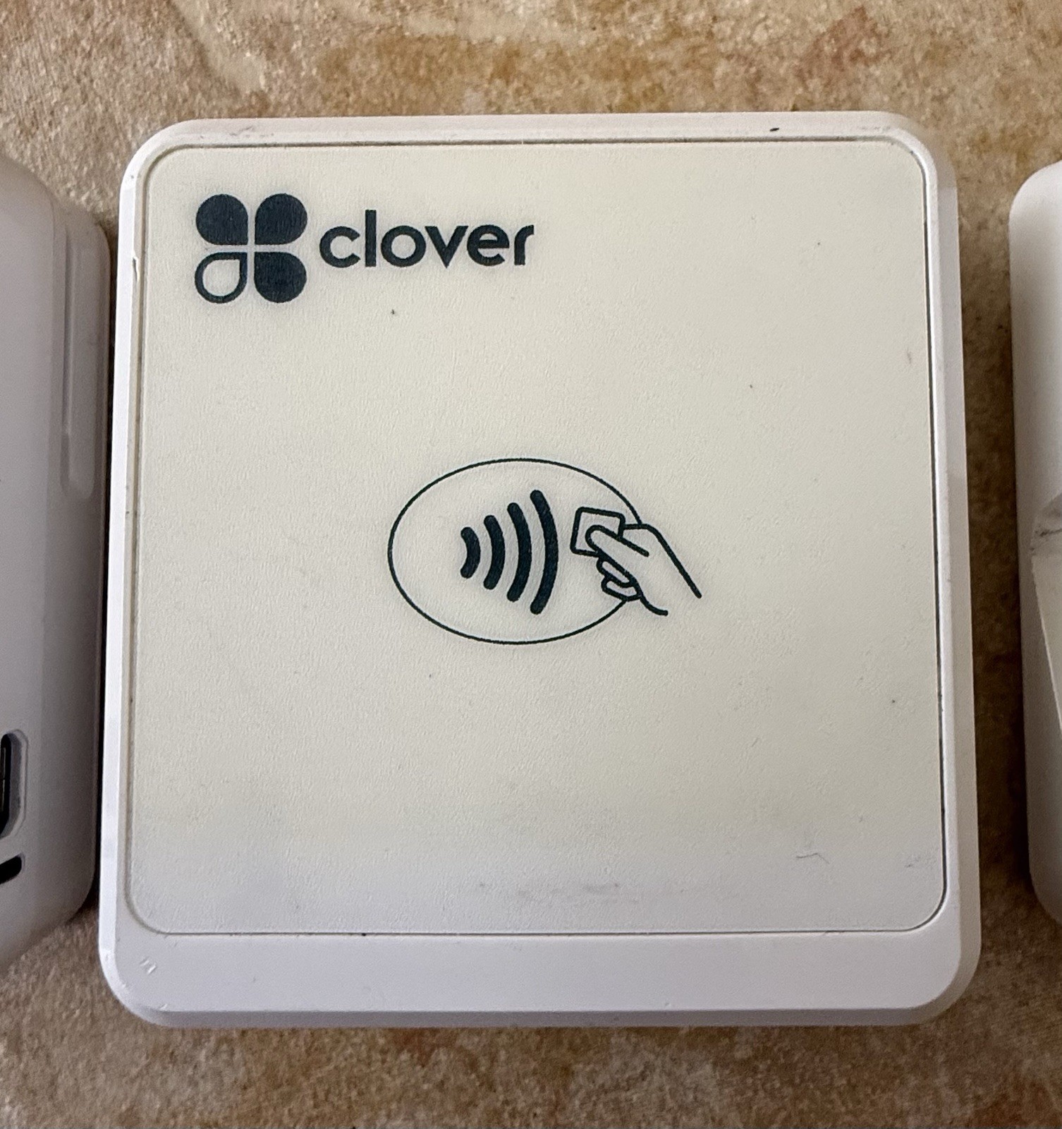 LOT OF 2 Clover GO RP-457 Contactless Card Reader |White | Mobile POS w 1 Dock