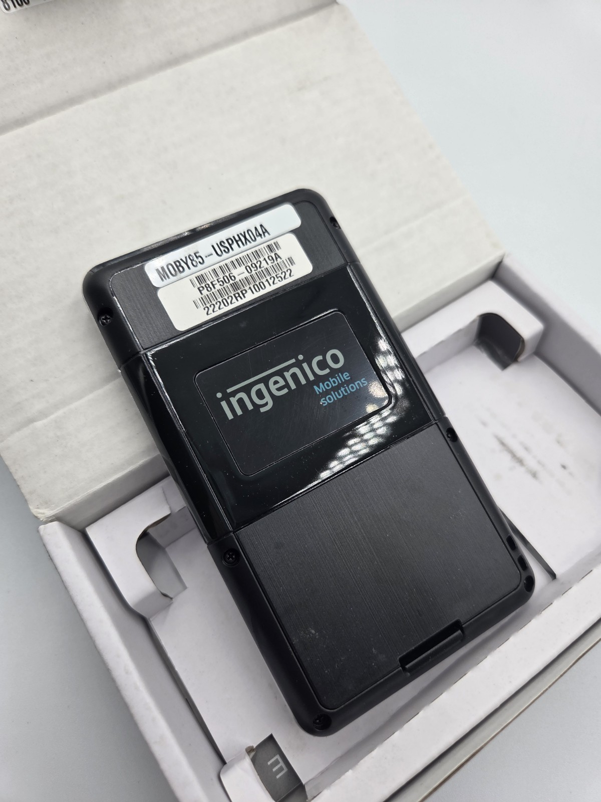 INGENICO MOBILE SOLUTIONS MOBY 8500 P8F506-09219A 2.4″ LCD CARD READER NEW