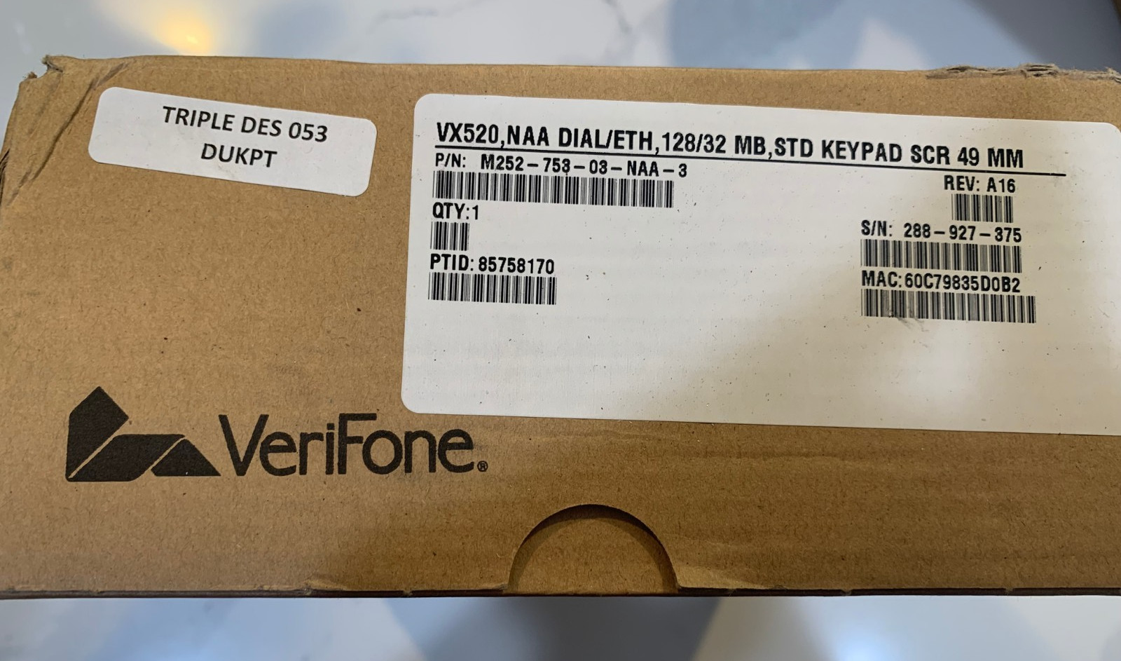 VeriFone NAA Dail/ETH 128/32 MB STD Keypad SCR 49 MM