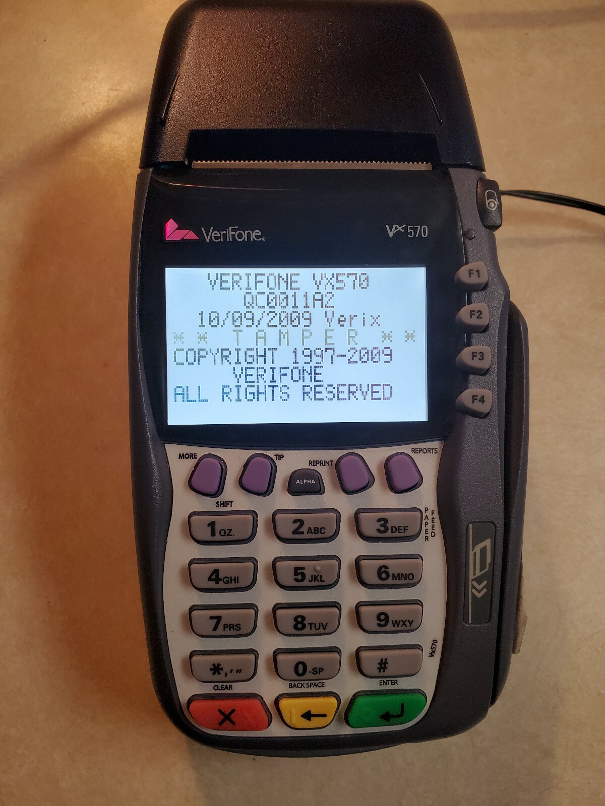 VeriFone VX570 Omni 5700 Credit Card Terminal No chip