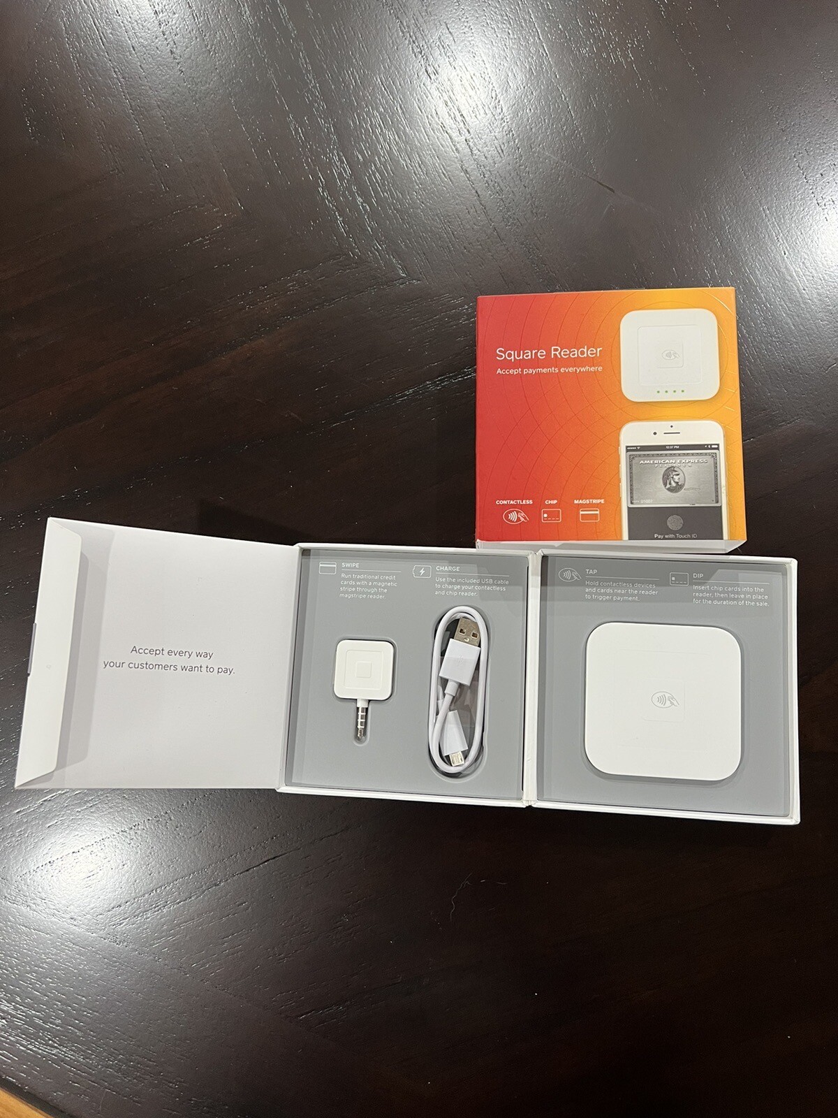 Square Reader for Contactless Chip Reader (App Store/Google Play) With Swiper