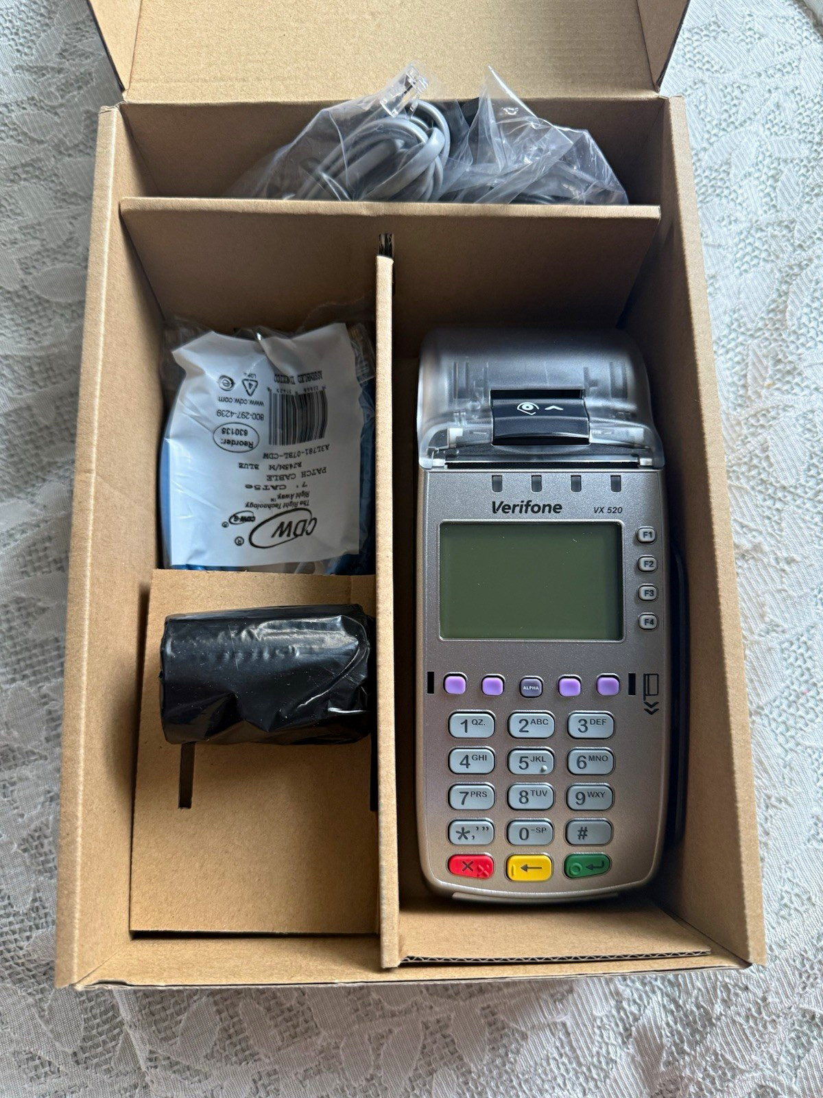 VeriFone VX520 CTLS Credit Card Terminal POS Machine Dial/Ethernet New Open Box