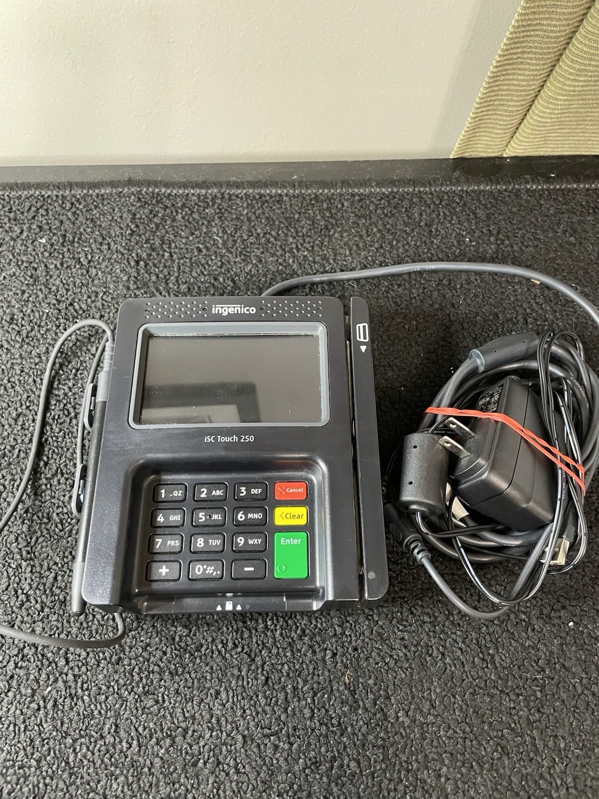 Ingenico ISC touch 250 and VeriFone MX 915 M132-409-01-R