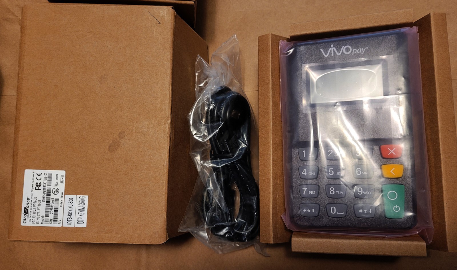 NEW ID TECH VP3600 VIVOpay Mobile PIN Pad Card Reader Magnetic MSR ICC