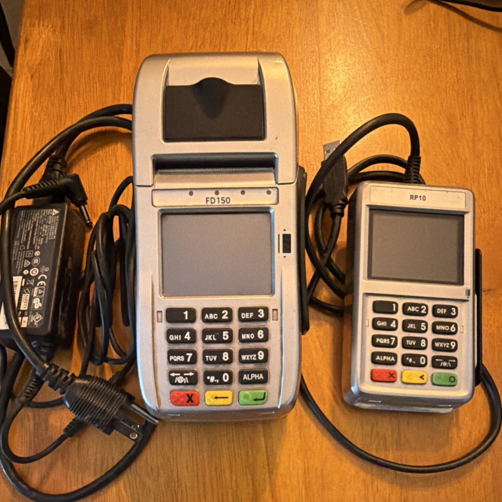 XAC FD150 Credit Card Terminal with RP10 Pin Pad Wired Credit Card Terminals