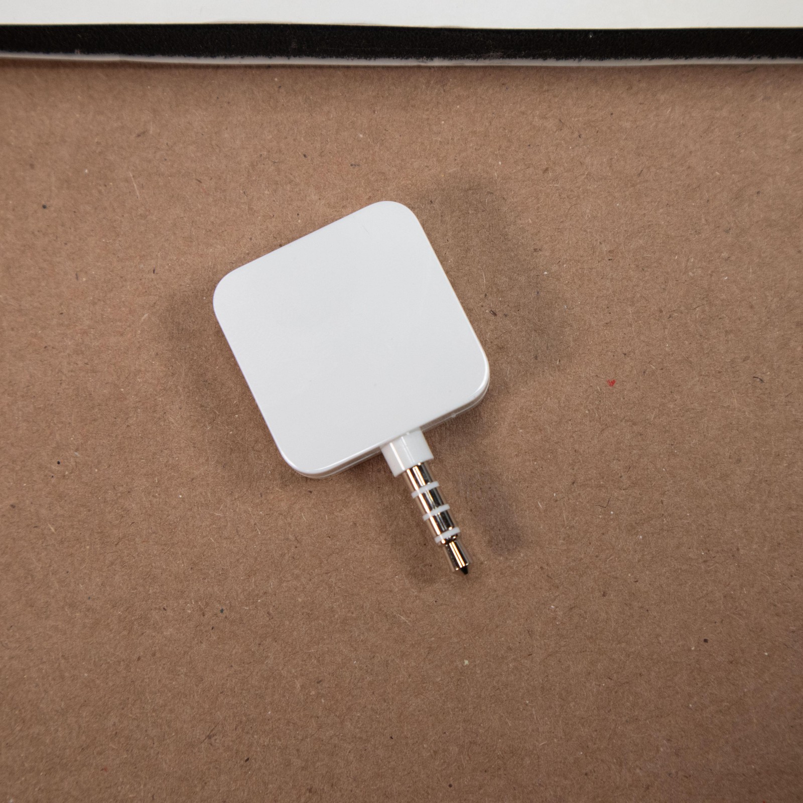 Square Reader White Credit Card Reader Magstripe 3.5mm Audio Jack POS 2015