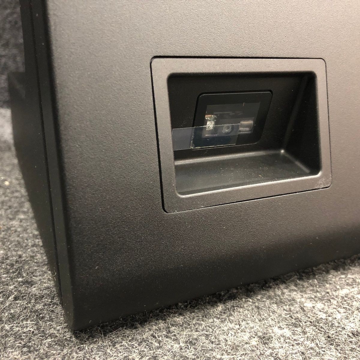 WIRED UP SOLUTIONS K86B Self-Service Kiosk 27″ F14 Qualcomm, 3GB 32GB SSD*