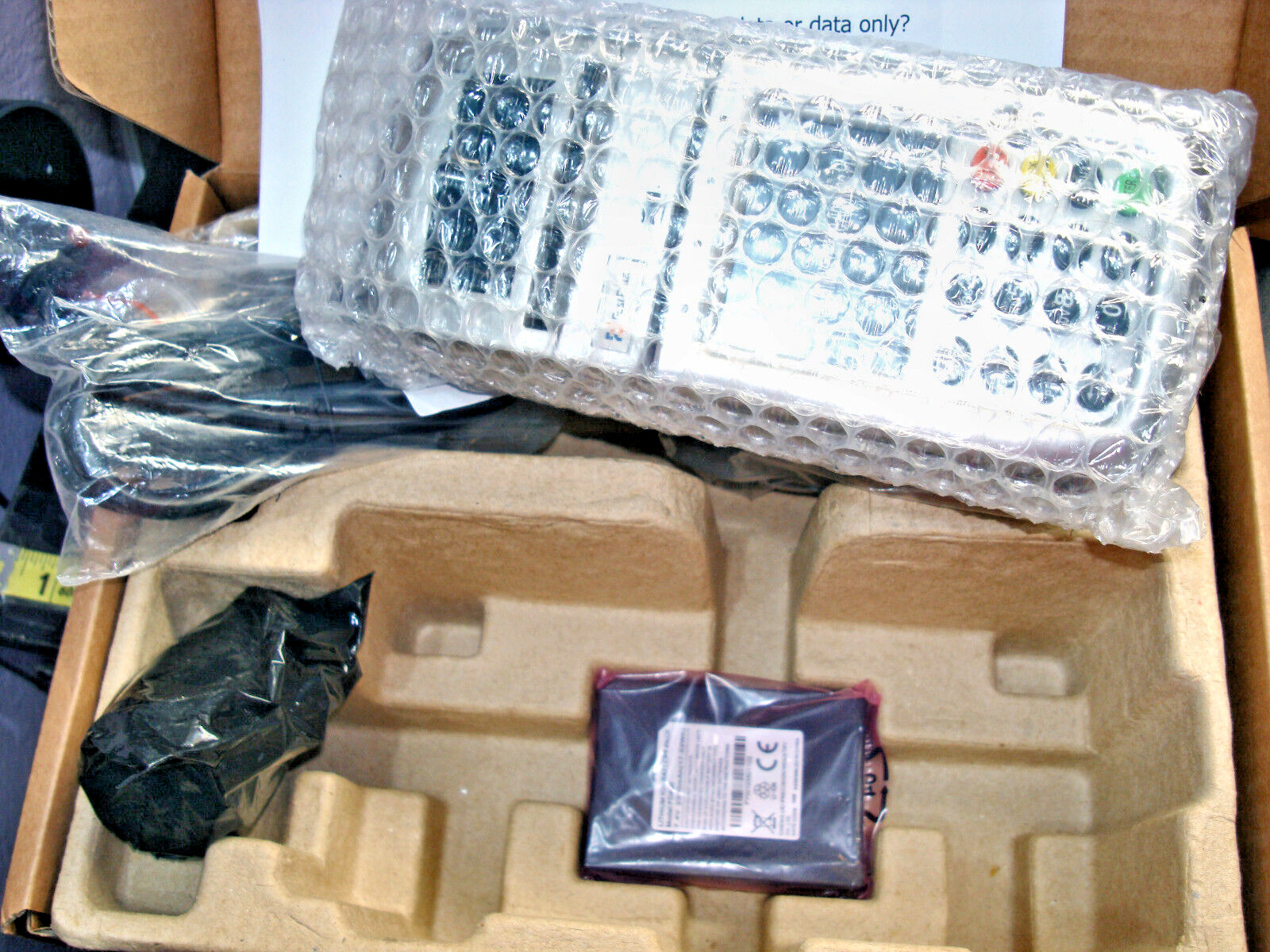 First Data FD400TiC WCDMA Wireless Terminal Convenient Business Transactions