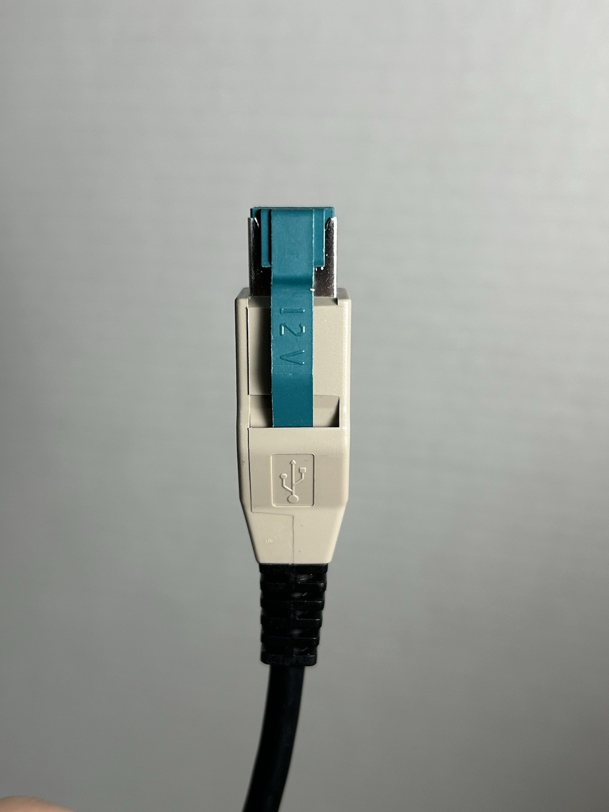 Verifone VX805/VX820 USB Cable 2M Cable CBL-282-033-01A PC OR ECR (Powered USB)