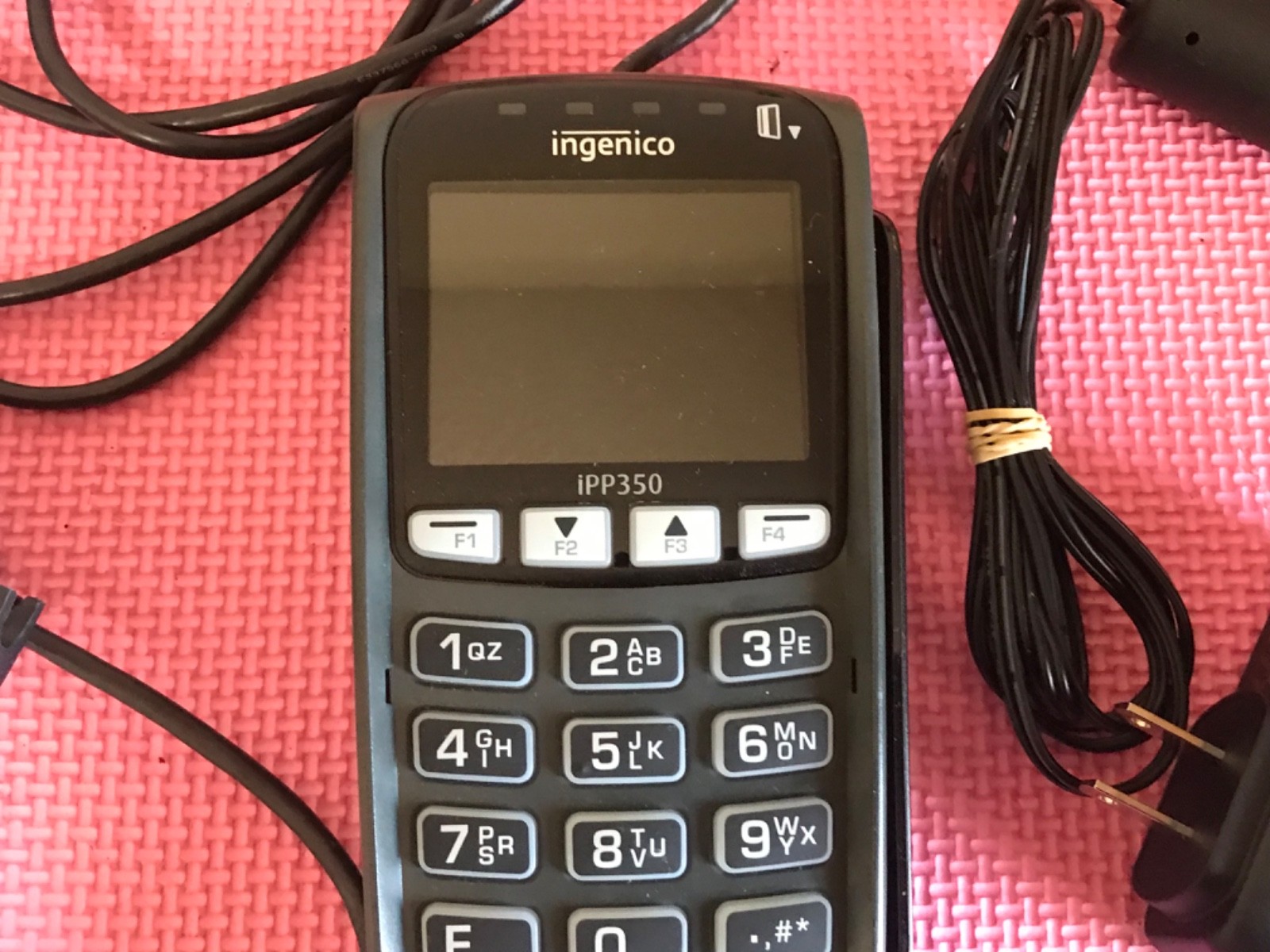 INGENICO IPP350 USFDP15A POINT OF SALE PINPAD with Power Adapter