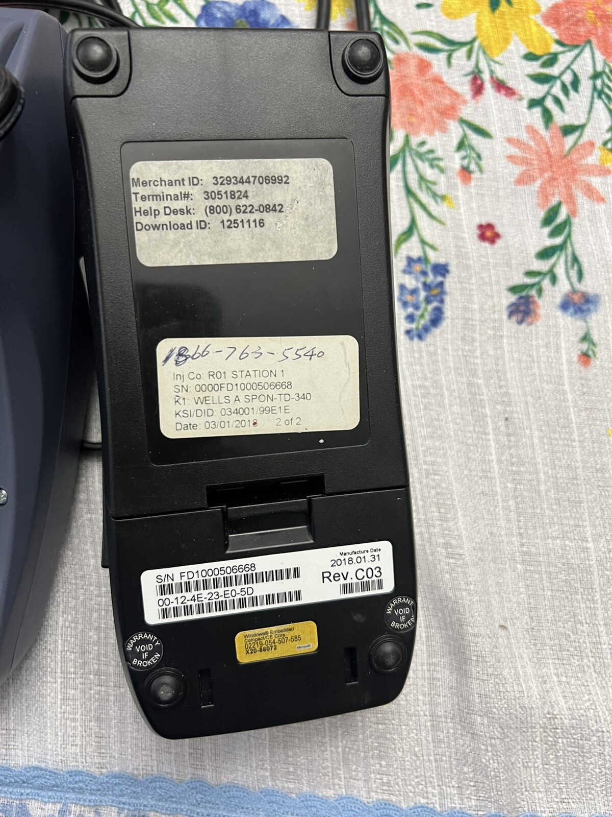 First Data FD130 EMV CTLS Credit Card Terminal No Power Cord And Verifone Vx510