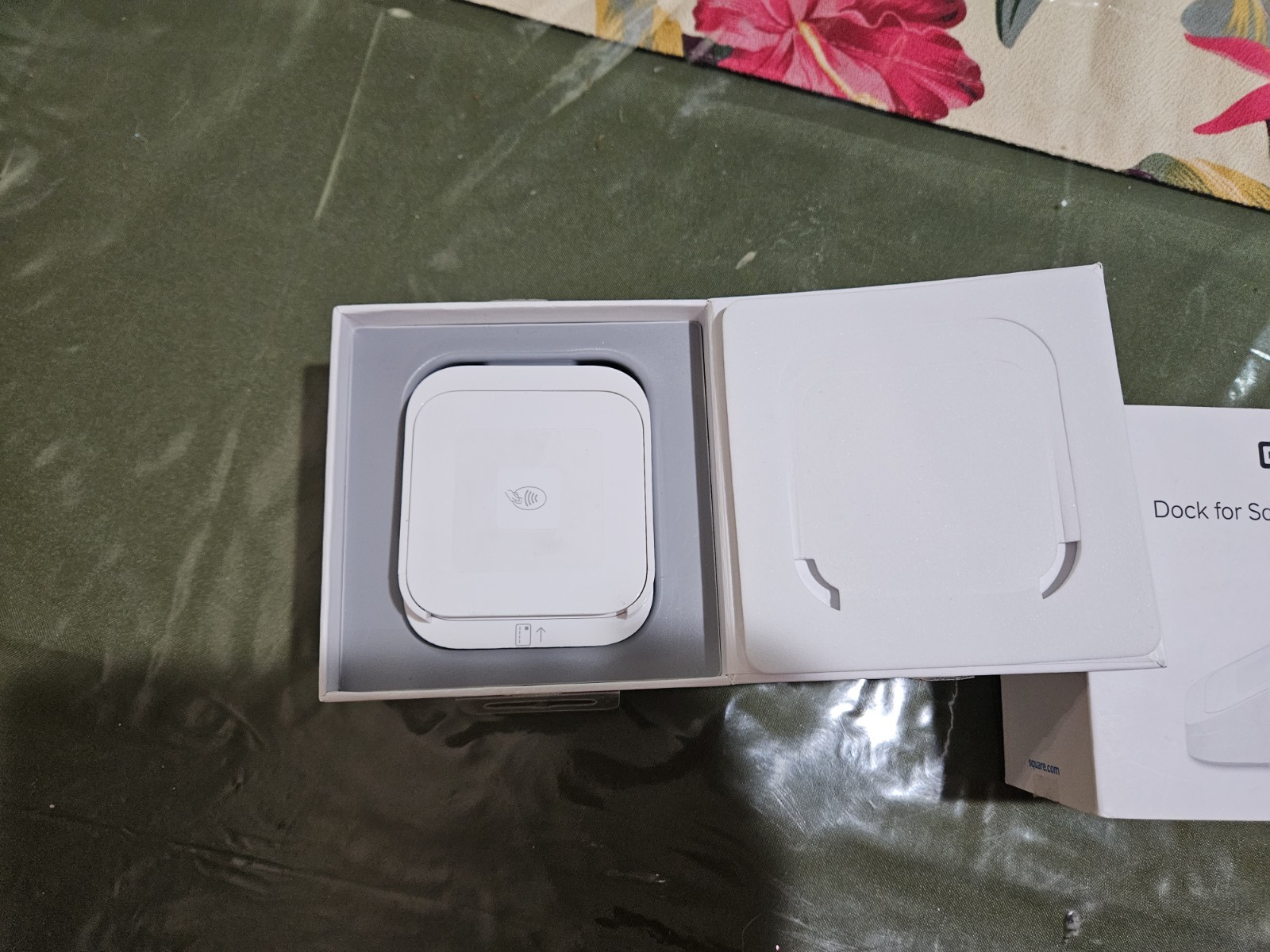 SQUARE Reader and Square Reader Dock Apple Pay and Chip Credit Cards Open Box