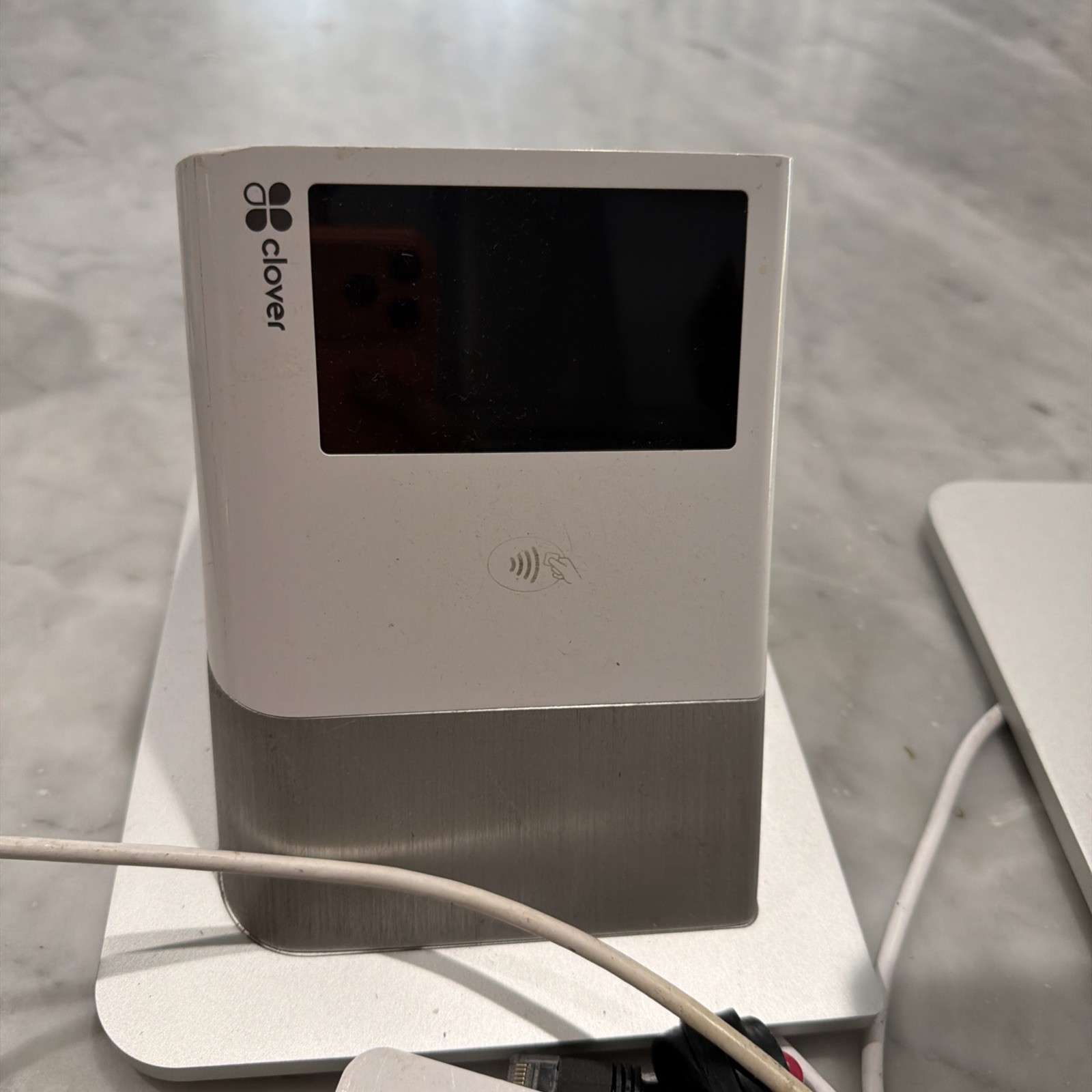 Clover Station C100 POS 1.0 System with Printer P100 and cables