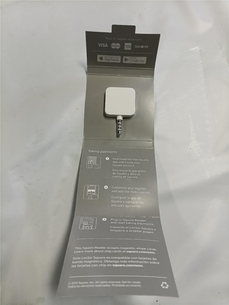 Square Credit Debit Card Reader 3.5mm Headphone Aux Jack White iPhone Android