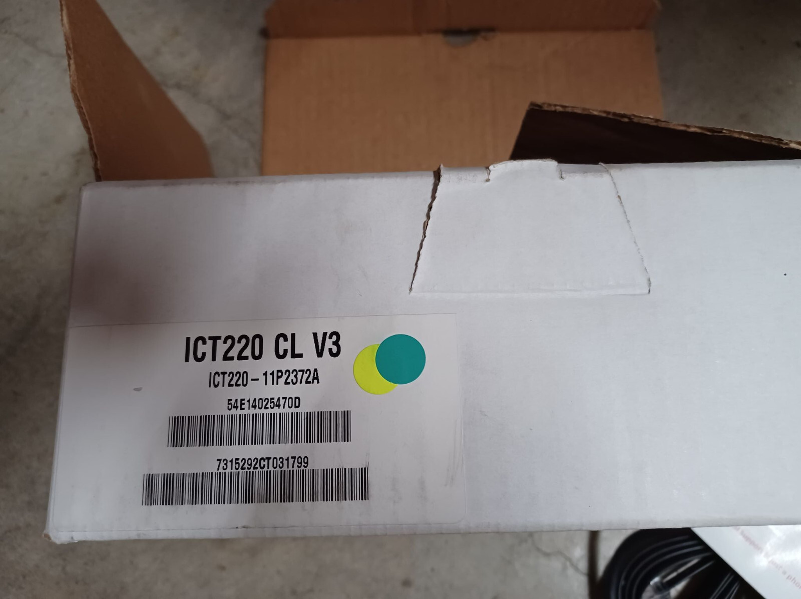 Ingenico iCT220-11P2372A Credit Card Terminal – Dual Comm 16mb EMV / NFC