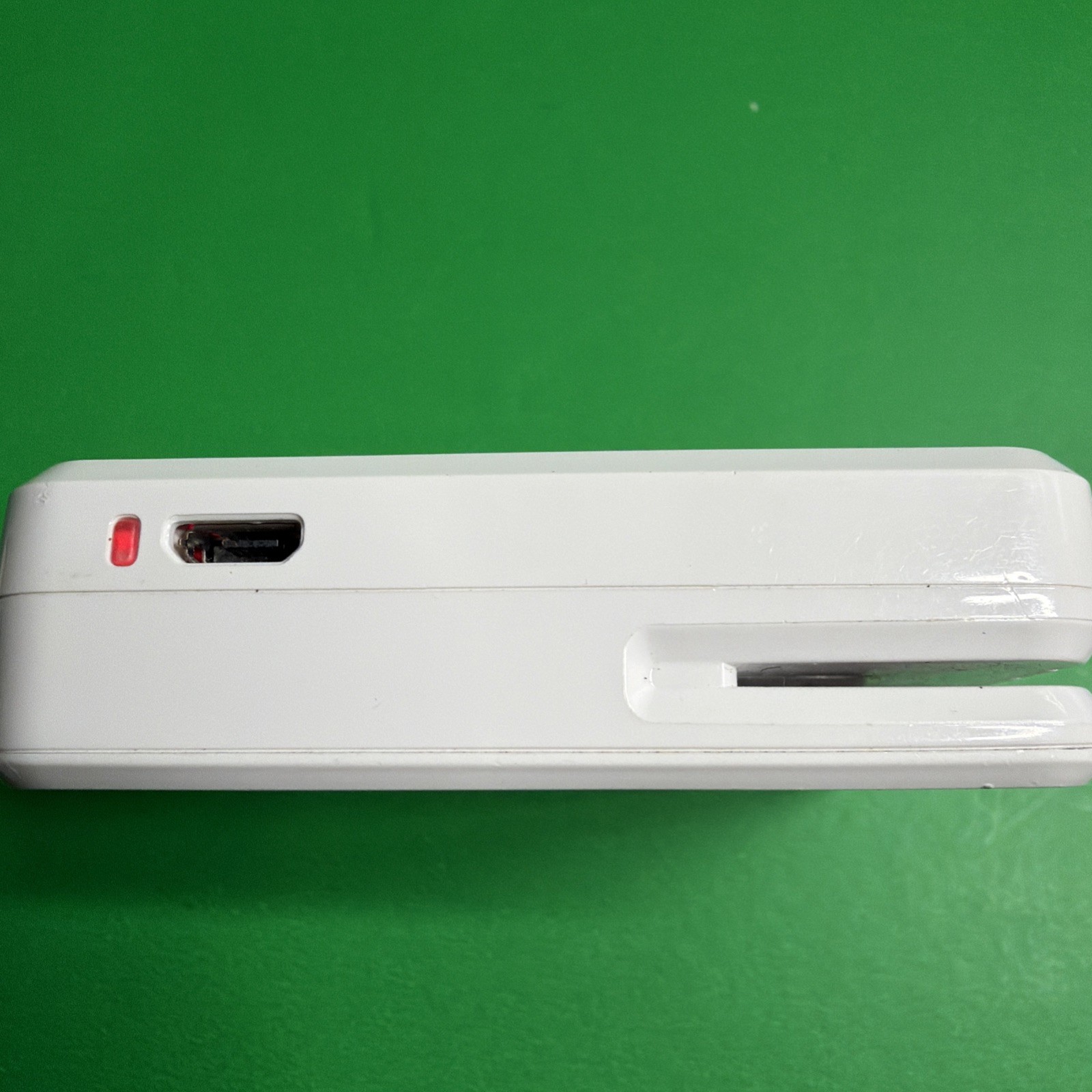 Clover Go RP457 Contactless + Chip + Swipe Card Reader in White