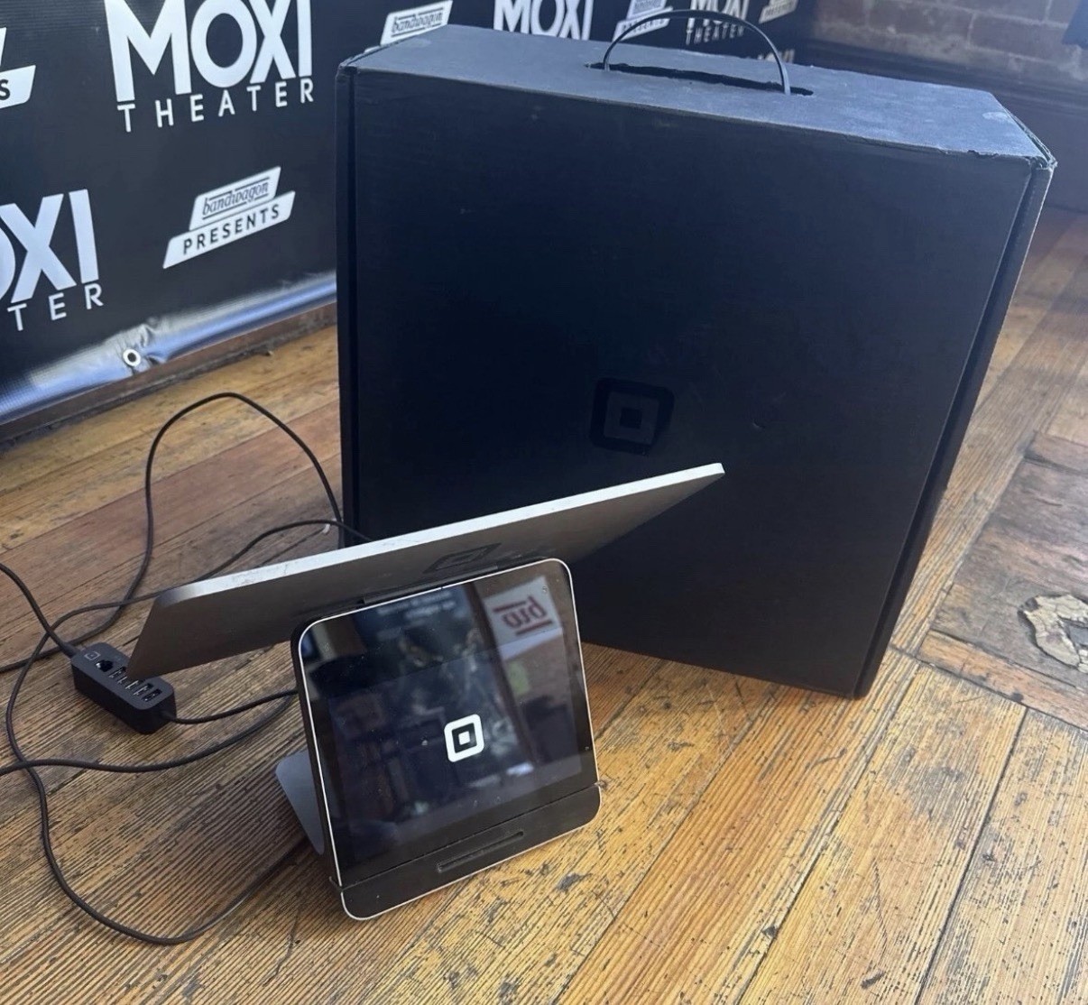 Square Register POS System – Black (A-SKU-0665) Model: SPS4-01 With Box