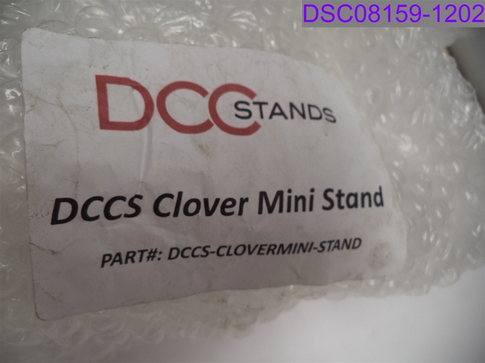 CHIPPED-NO PLATE DCCS Clover Mini Stand White P/N DCCS-CLOVERMINI-STAND