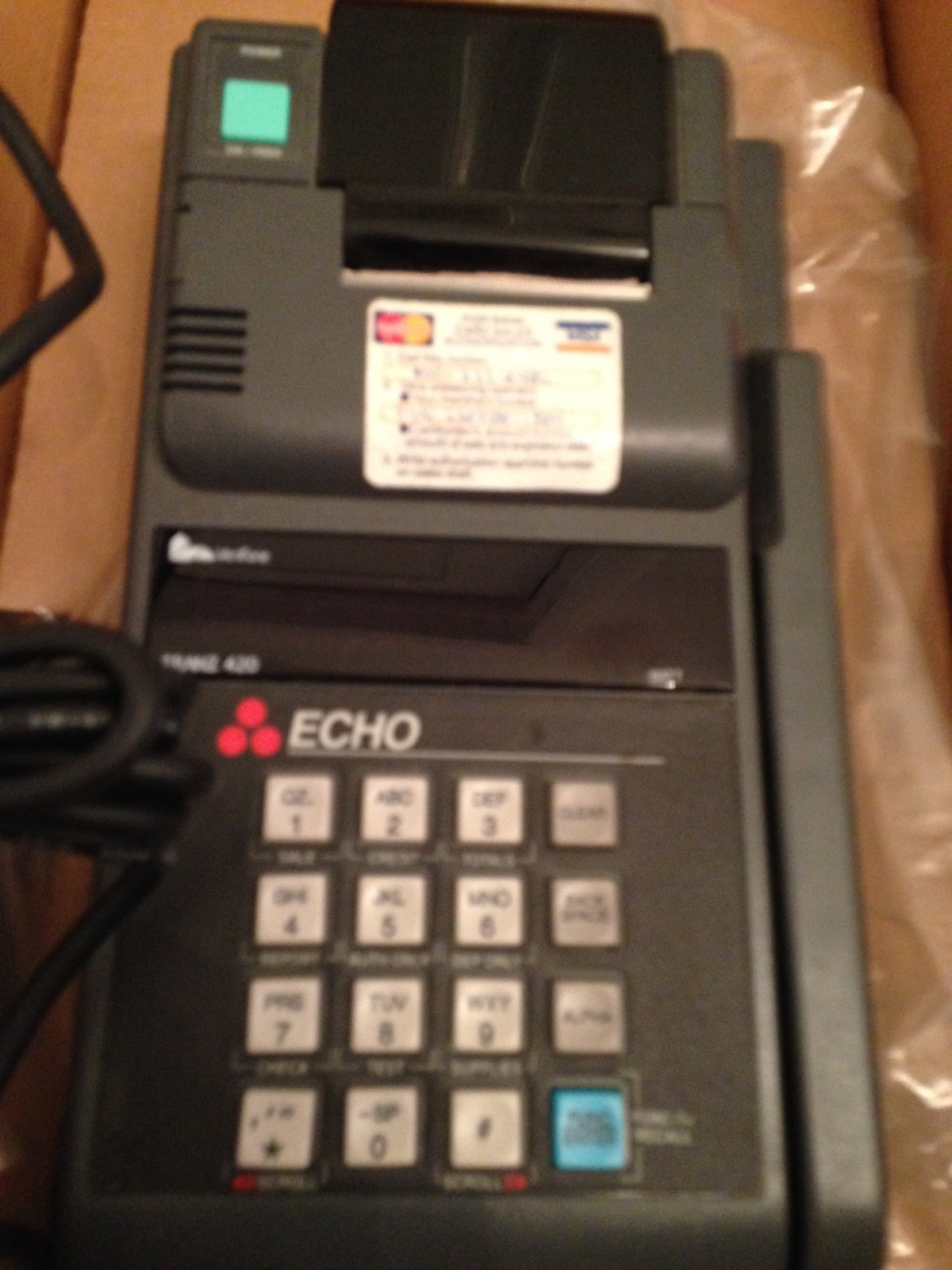 Verifone Tranz 420 Credit Card Teminal w/ Power Adaptor – Used Twice