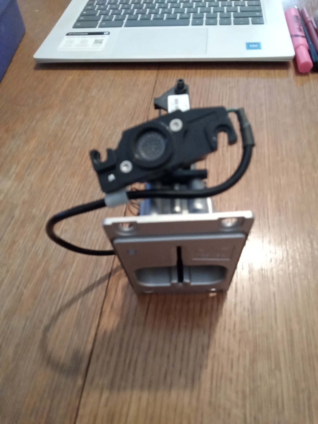 IDTECH SPTE-328-33-1NN0N-0C1-D1 Card Reader(No Cords) W/ Unbranded Camera…