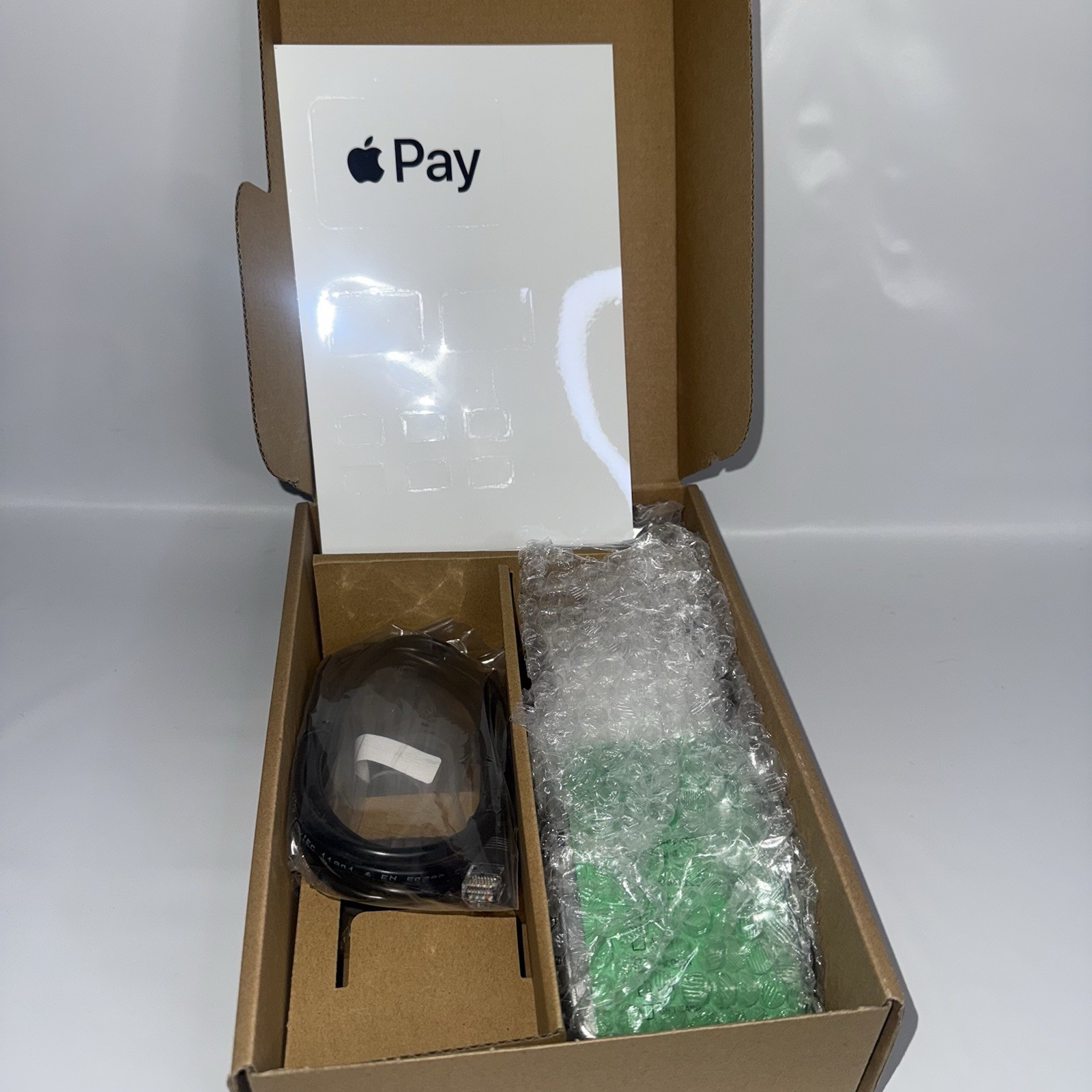 Verifone VX520 CTLS Credit Card Terminal Machine M252-653-A3-NAA-3 New in Box