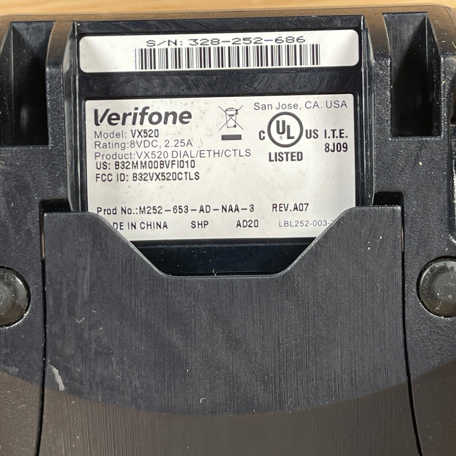 VeriFone VX520 Silver/Black Digital DC EMV Debit/ Credit Card Terminal Machine
