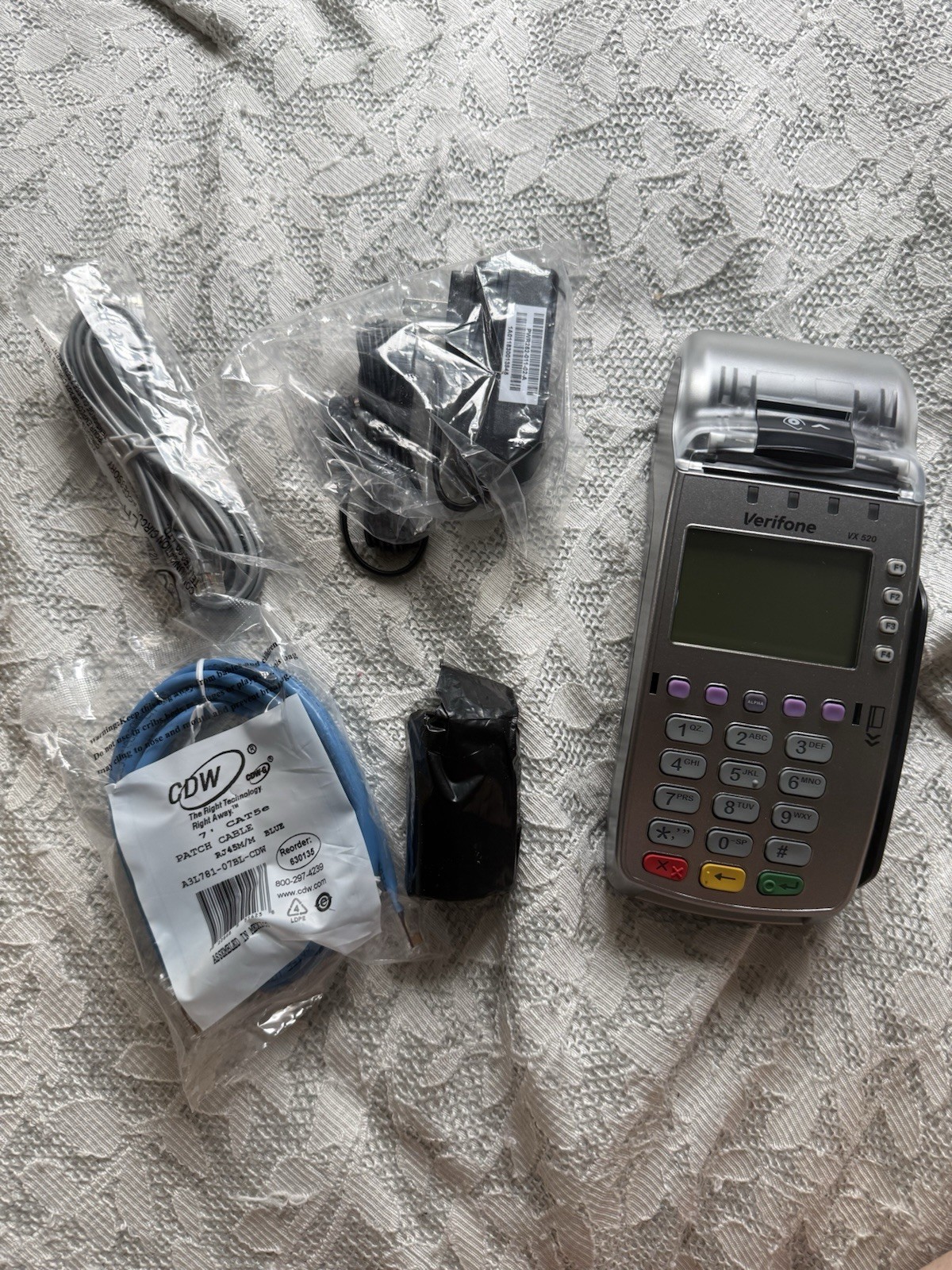 VeriFone VX520 CTLS Credit Card Terminal POS Machine Dial/Ethernet New Open Box