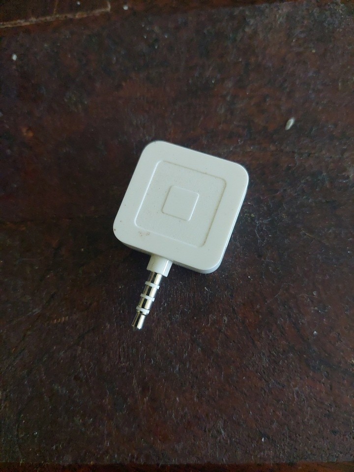 Square Credit Debit Card Reader 3.5mm Headphone Aux Jack White iPhone Android