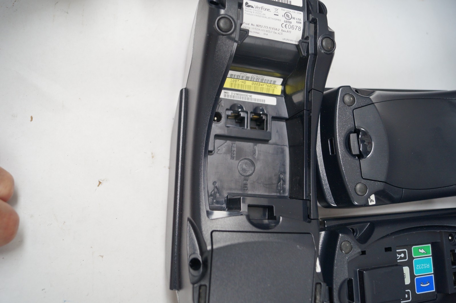 LOT (8) VeriFone VX 520 EMV Terminal 3 with Bottom Covers RESELLER WORKING D322