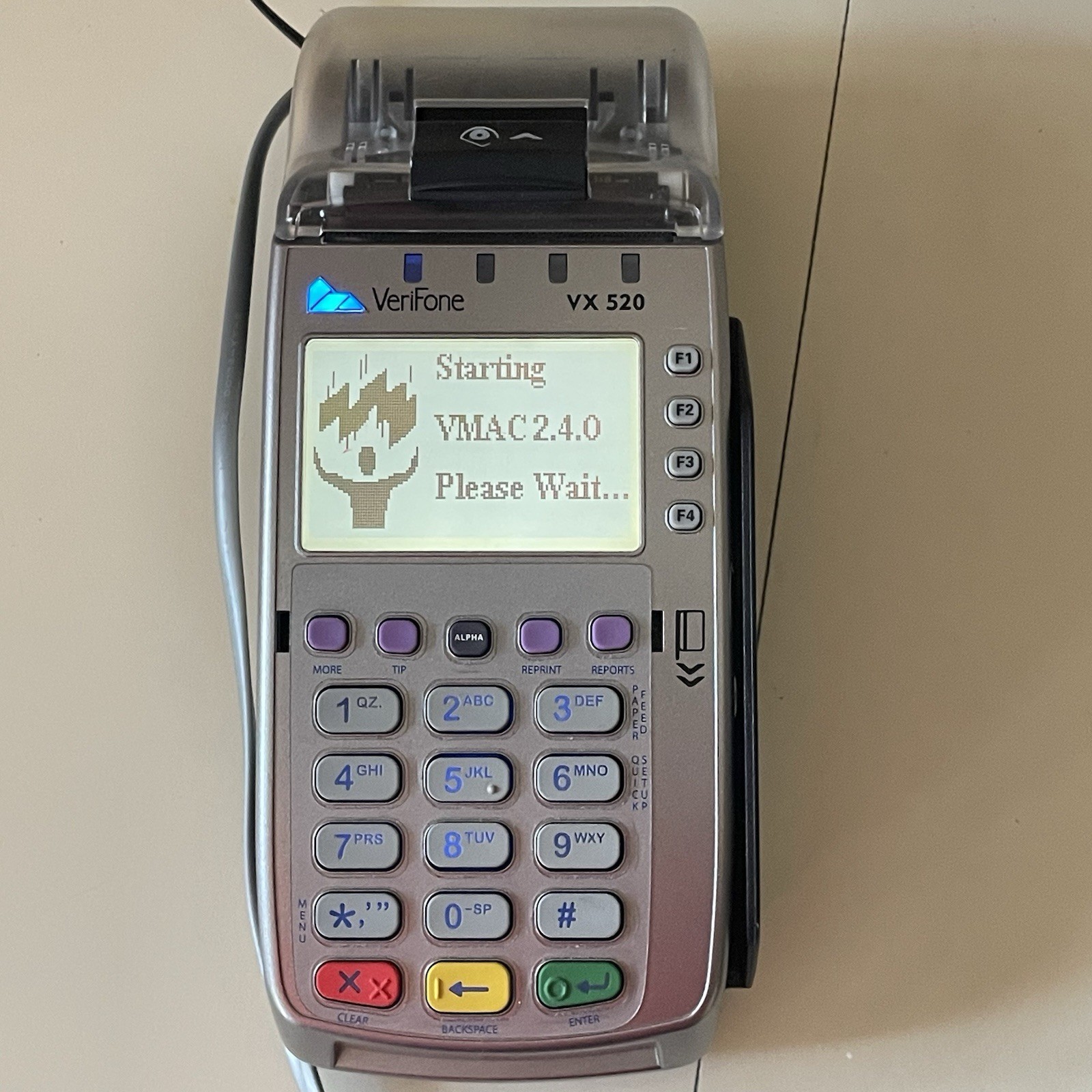 VERIFONE VX520 M252-653-A3-NAA-3 ELAVON EMV NFC TERMINAL W/ POWER SUPPLY