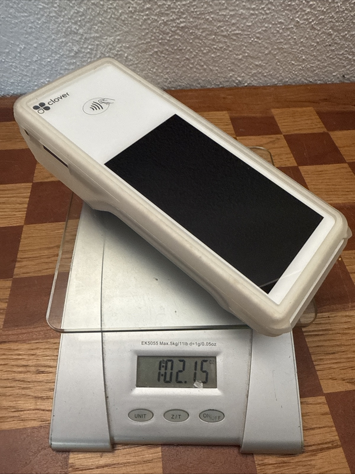 Clover Flex C403 Wireless Credit Card Terminal No Charging Adapter