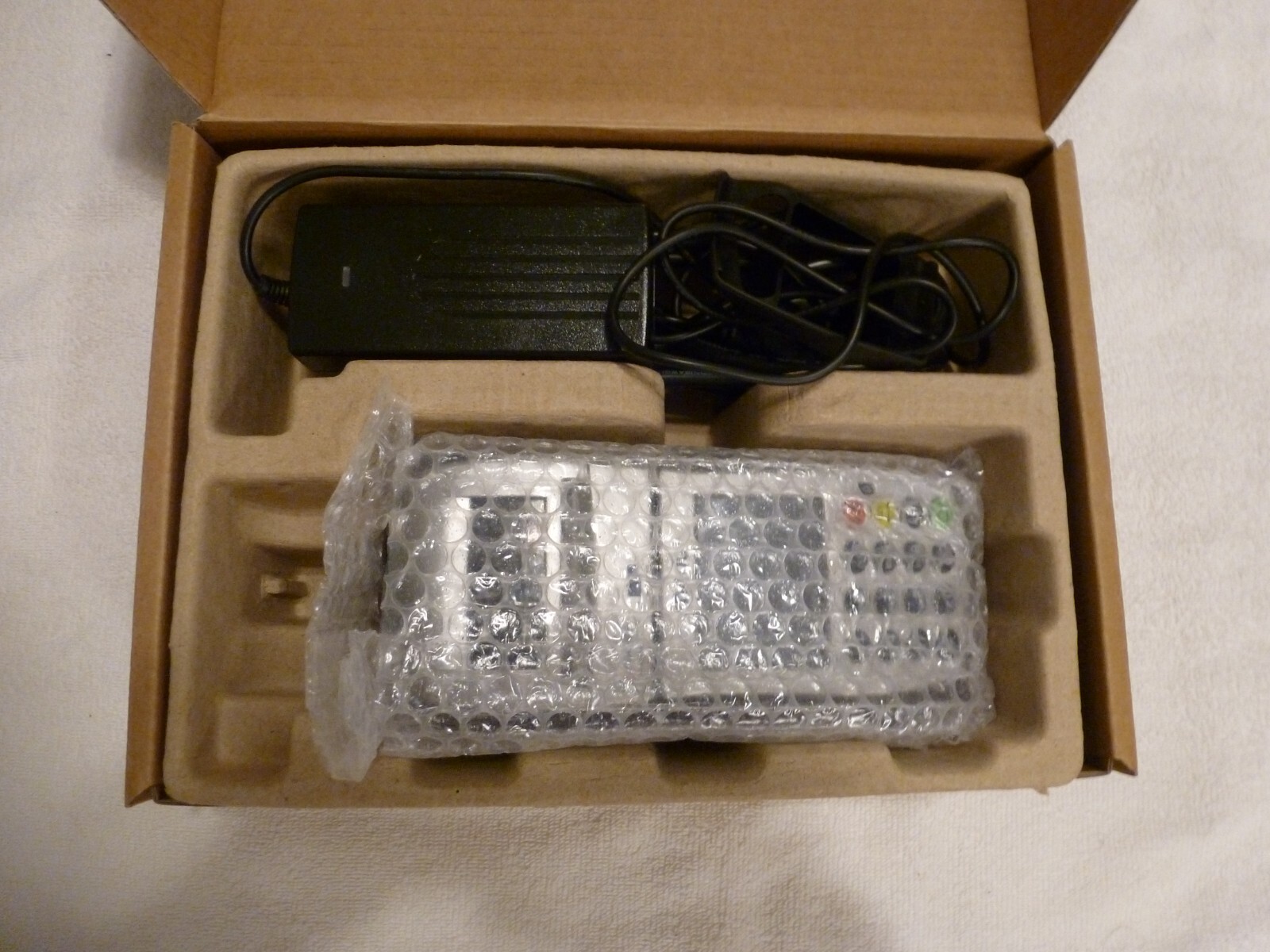 First Data FD400 Credit Card Machine with Power Supply Charger