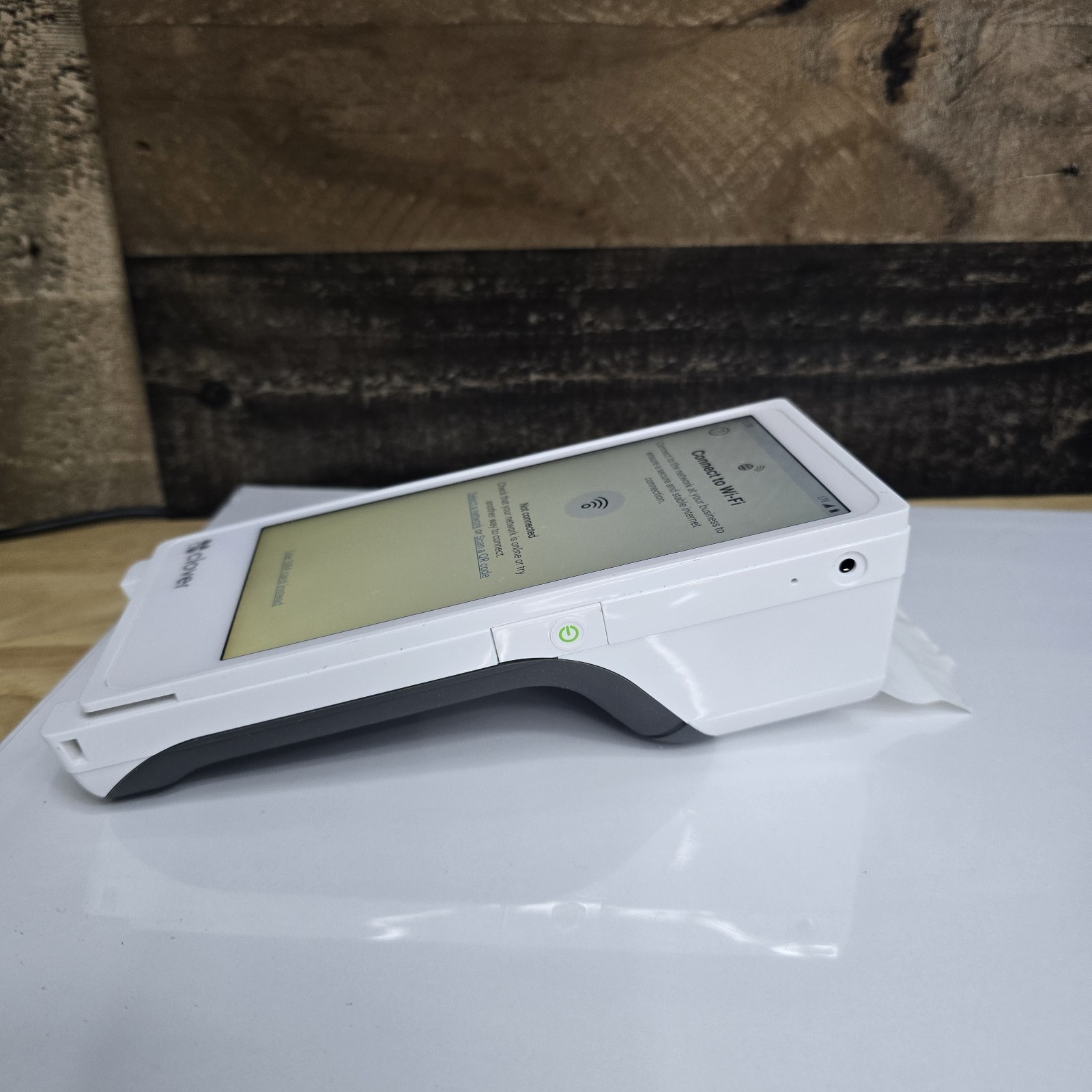 Clover Flex C405 Handheld POS Management System w/ Receipt + Scanner