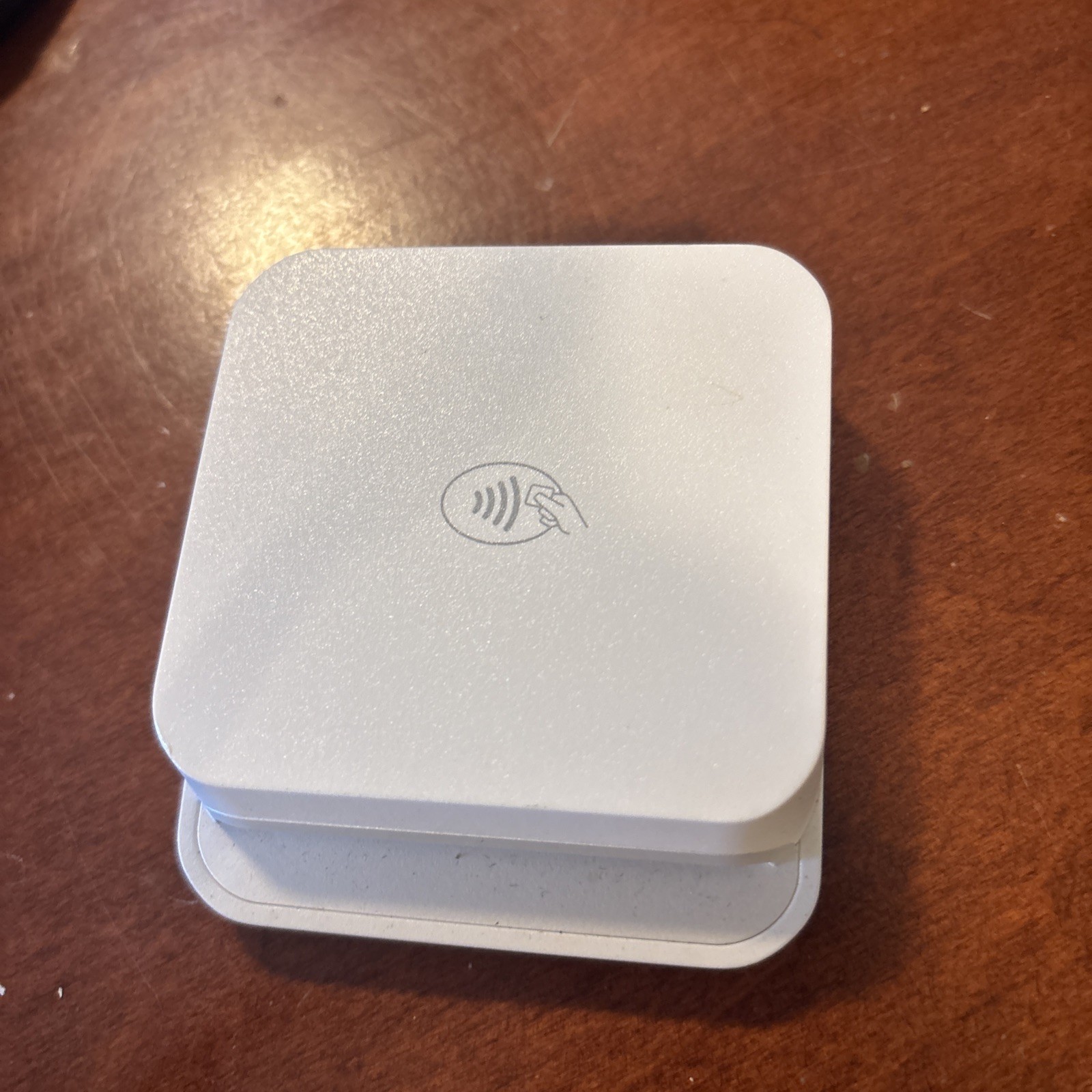 Stripe Reader M2, Mobile reader for chip, contactless and swipe. No Cables