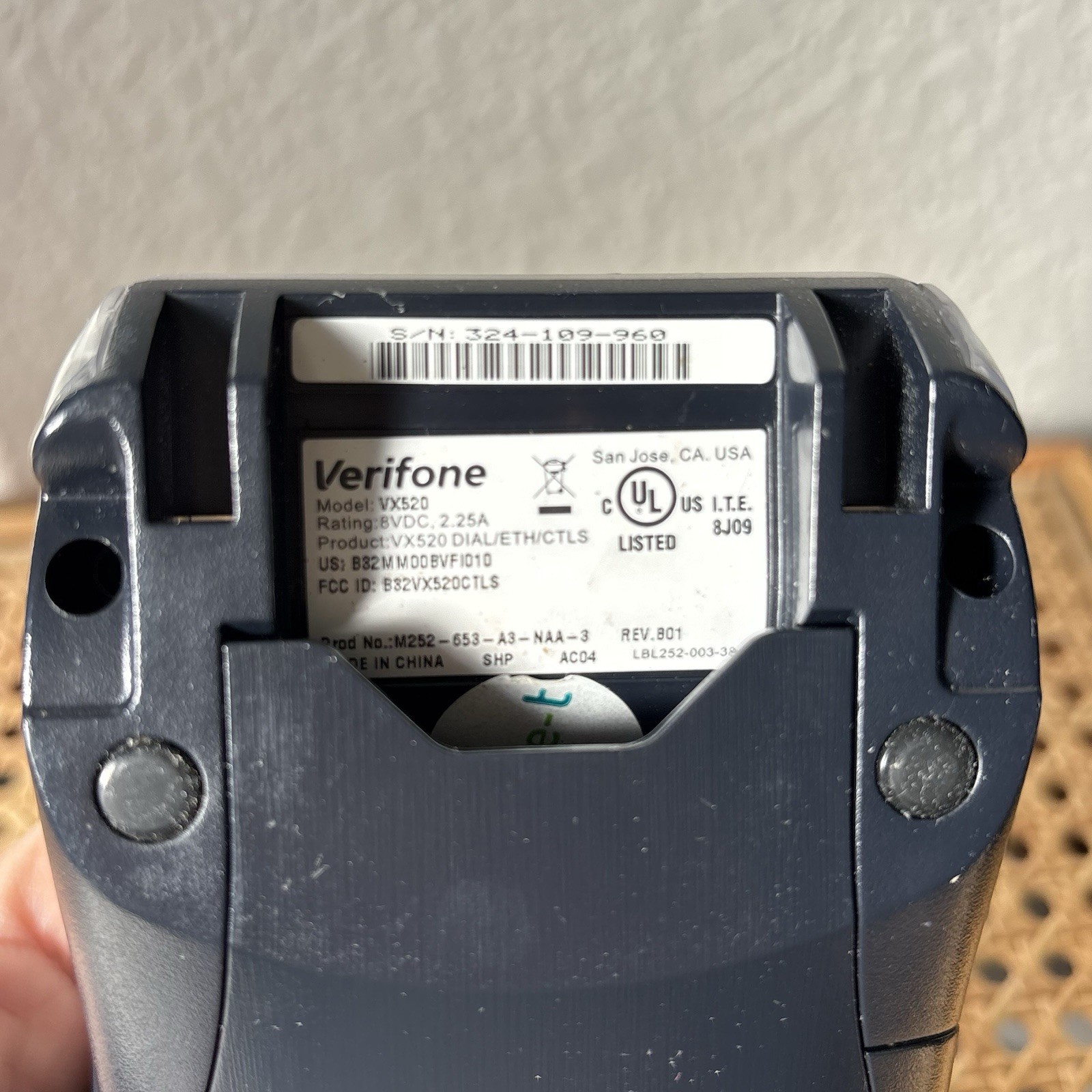 VeriFone VX520 Silver/ Black, LCD Screen POS Credit Card Terminal Tested No Cord