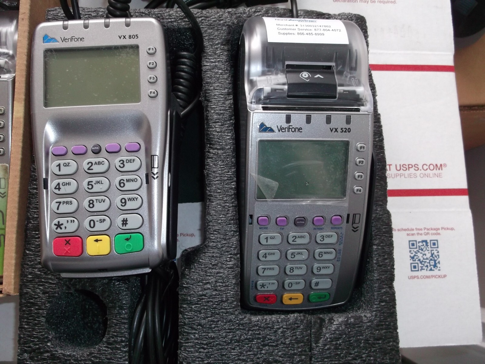 2 Verifone VX520 DC EMV Credit Card Terminal & VX805